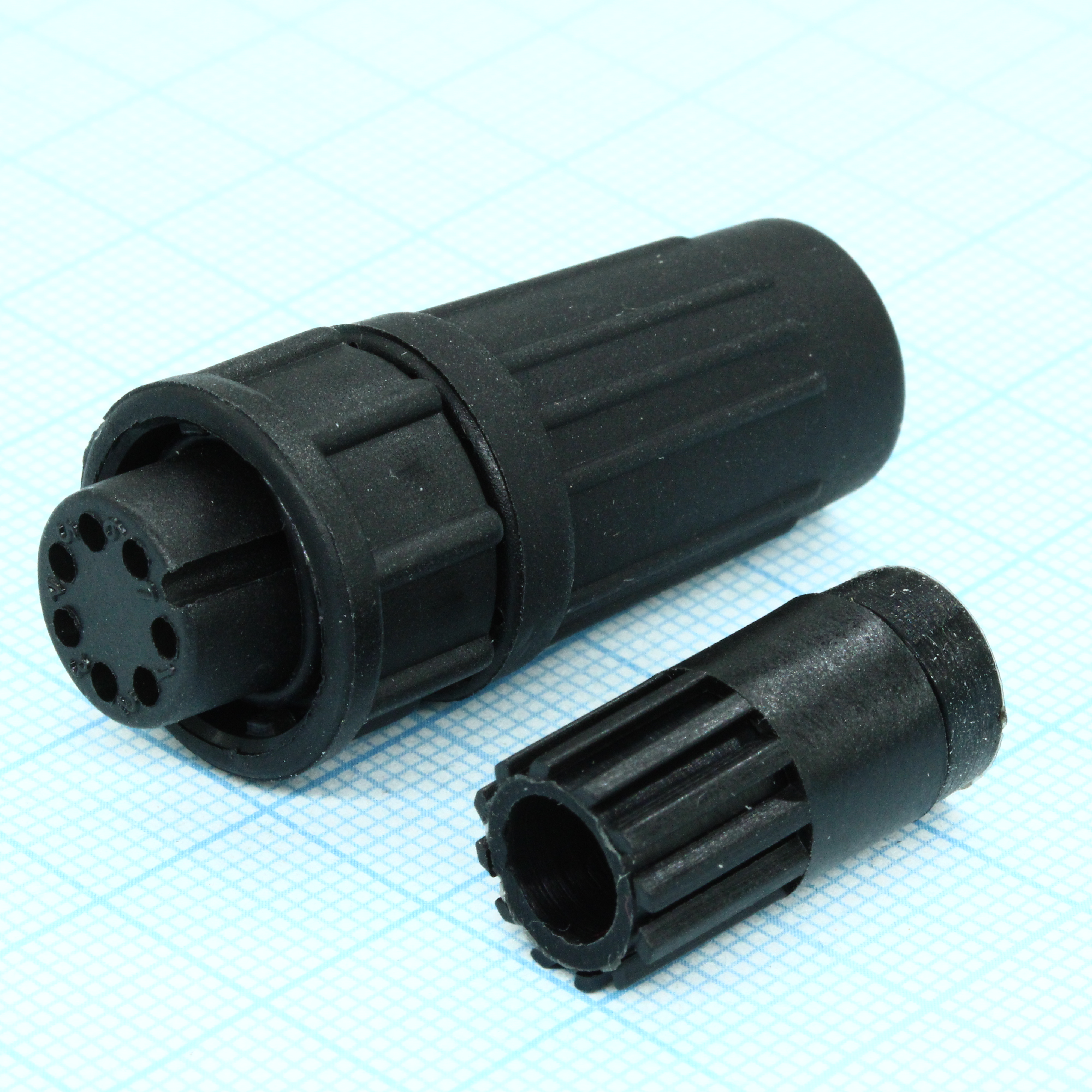 PY07-7T - Кабельная розетка, 7 контактов