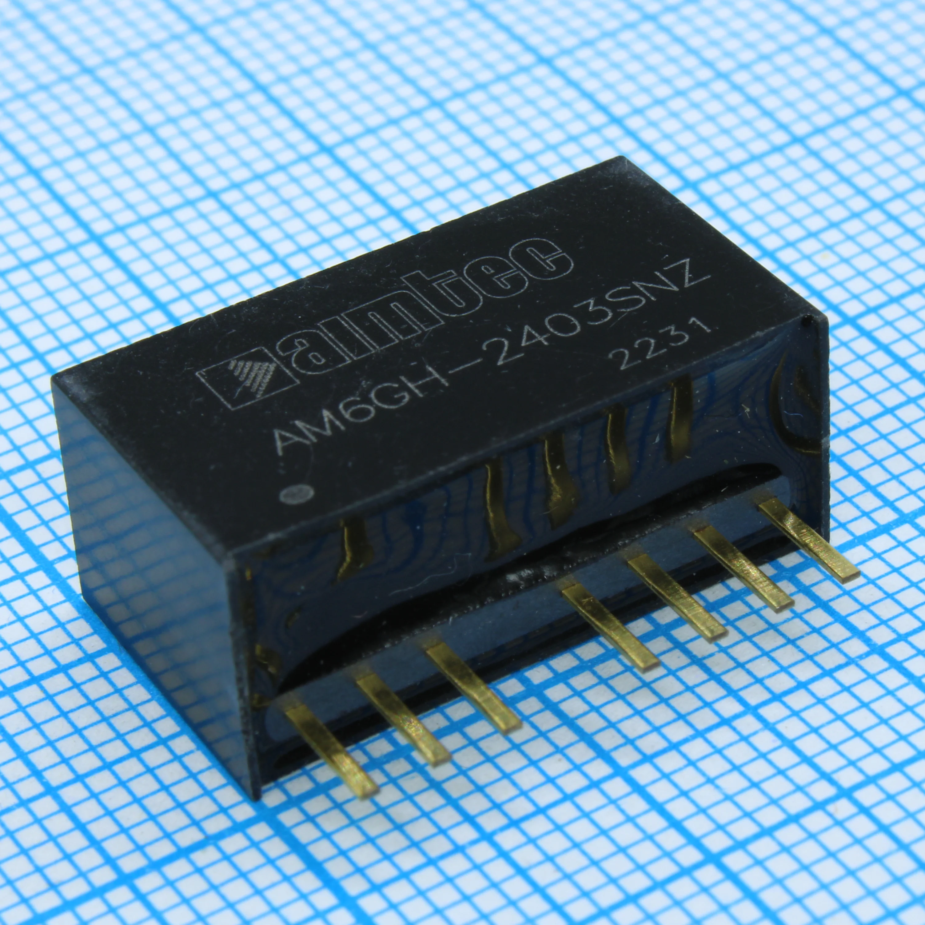 AM6GH-2403SNZ - DC/DC, 6Вт, вход 9…36В, выход 3.3В/1.35А, изоляция 1600В DC, КПД 78%, максимальная емкостная нагрузка не более 1800мкФ, вход On/Off, SIP8, 22x9.5x12мм, -40…105°C, пластик