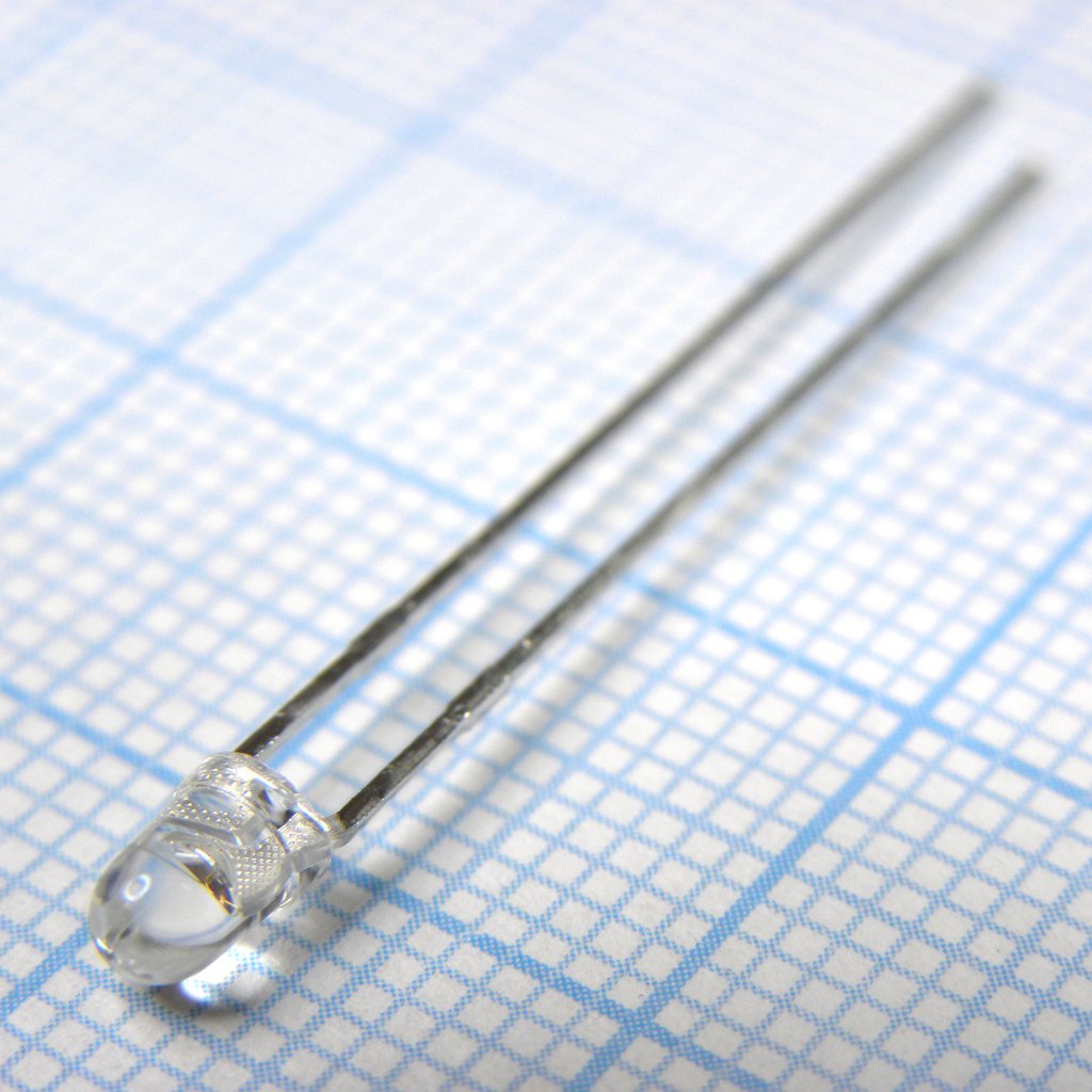 L-7104QBC-D - Светодиод 3мм/синий/470нм/650-1500мкд/прозрачный/25°