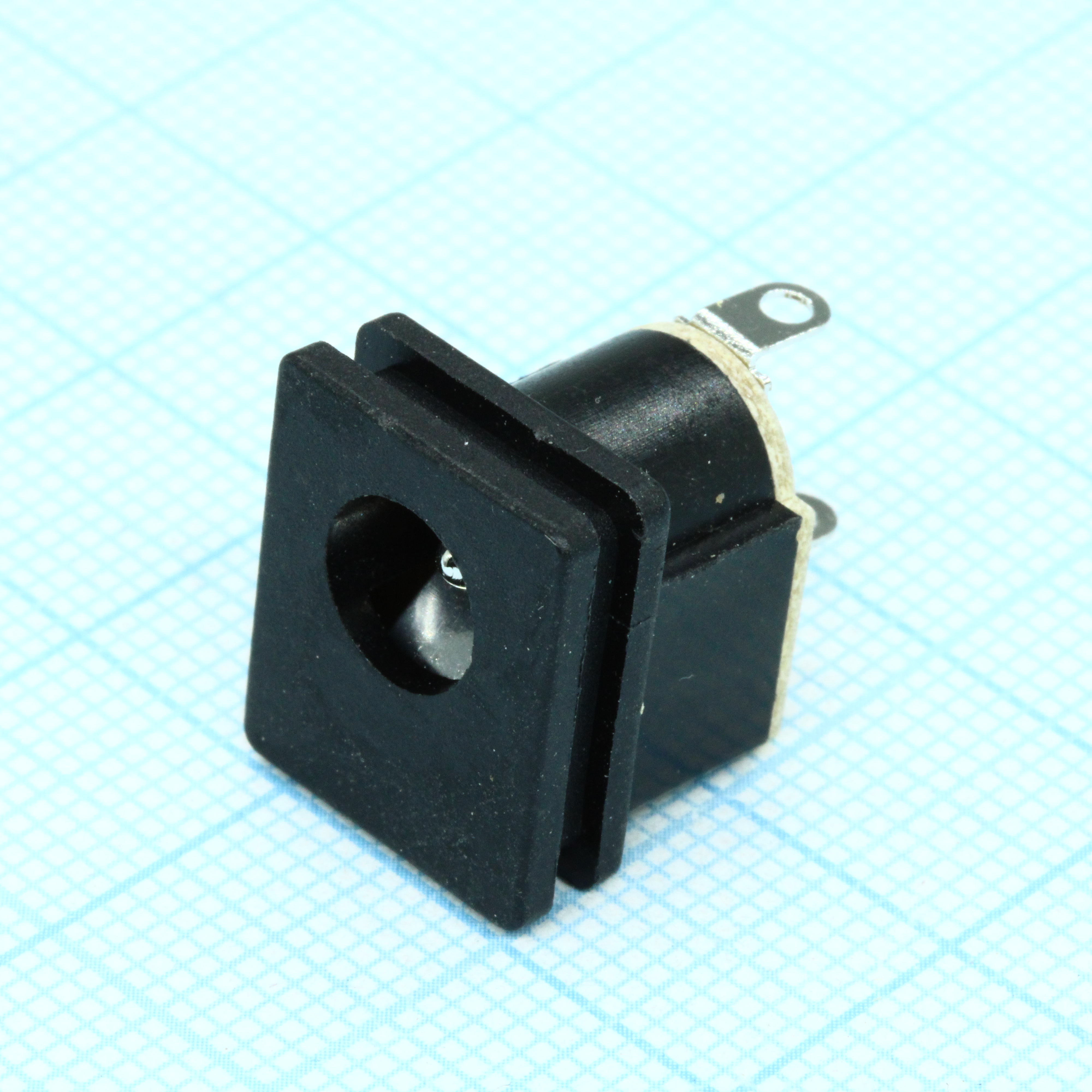 KLS1-DC-015A-2.0 - штыревой 2.1мм (П) на блок