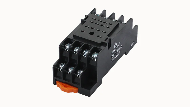Колодка для реле DPYF14A-3 - Колодка для реле DRPE-4C, 7A, 300V, фиксация провода: с кольцевым наконечником, пластик, цвет: черный, монтаж на DIN рейку