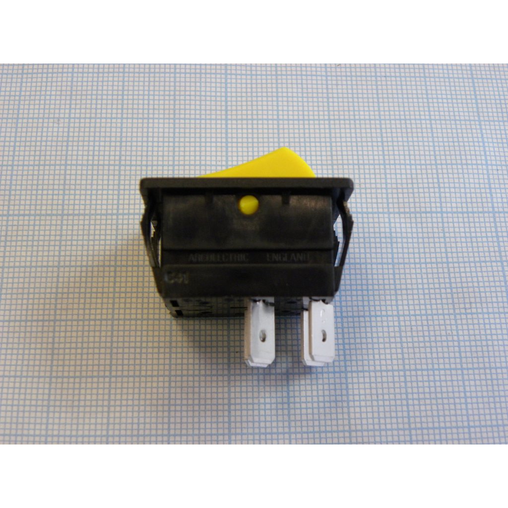 DS C1550AL желтый - 2 положения, 2 группы на замыкание, желтый, без подсветки, Arcolectric Англия