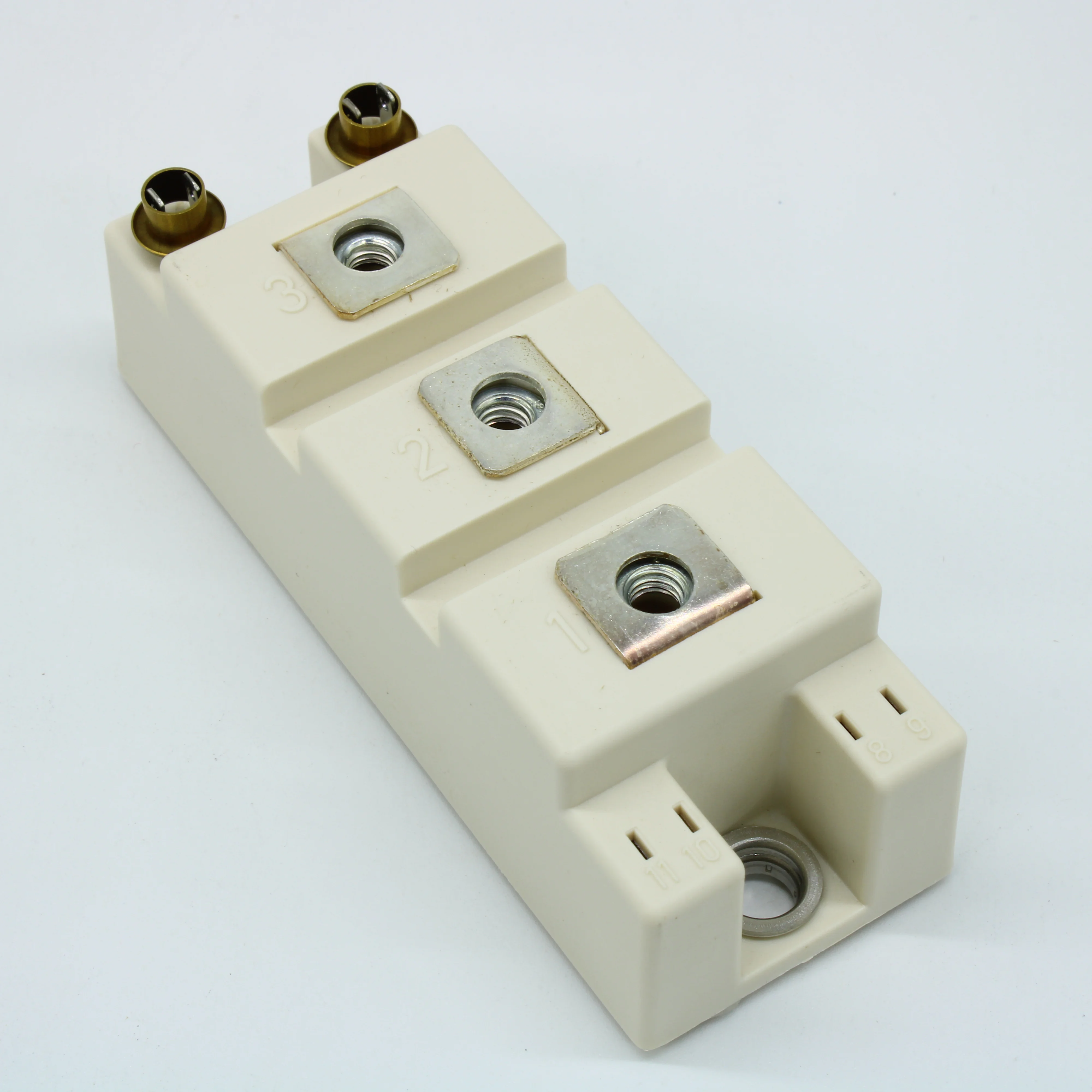 SKM75GB17E4 - Силовой модуль IGBT N-канальный 1700В 88А