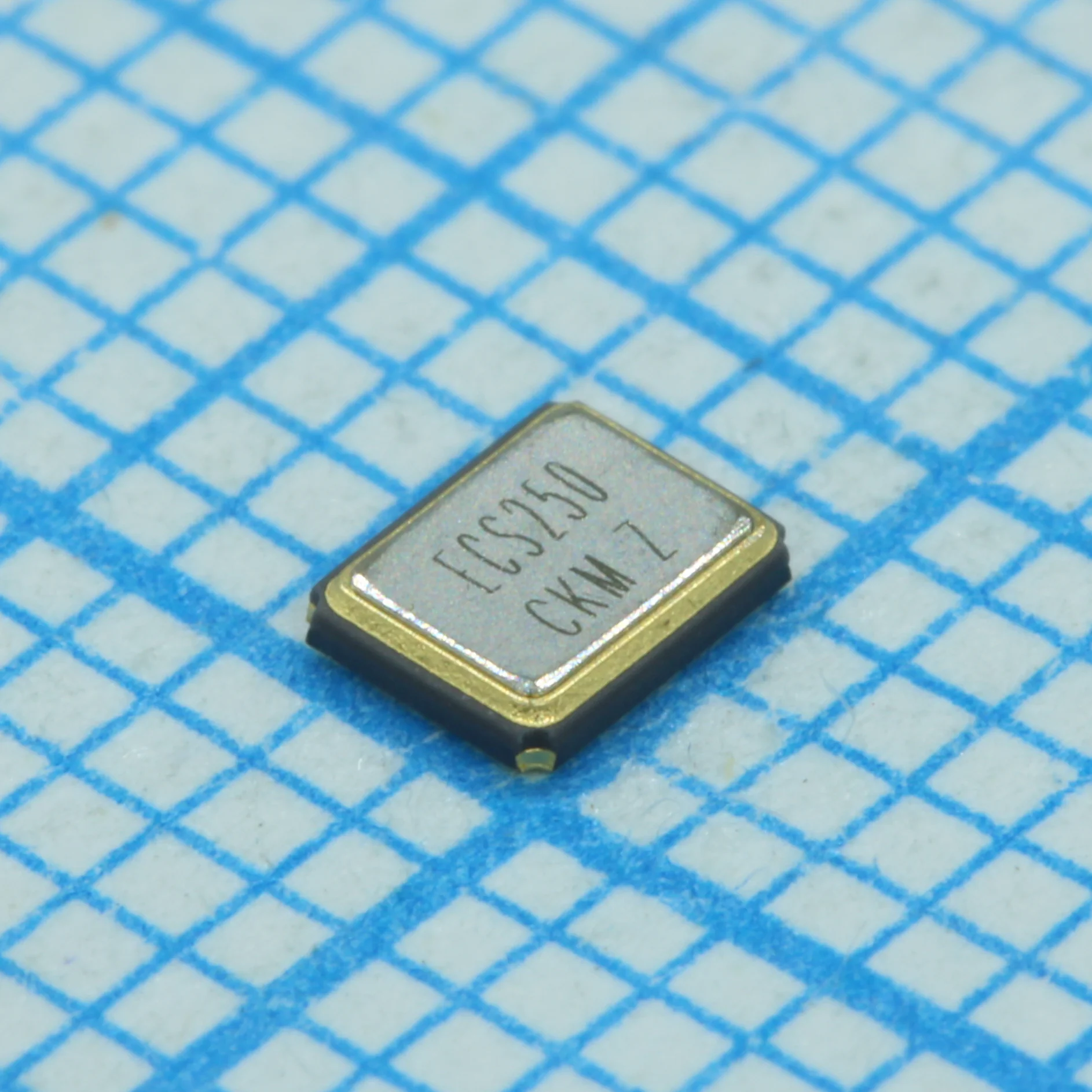 ECS-250-20-33-JTN-TR - Резонатор кварцевый 25.0МГц ±20ppm (точность) ±20ppm (стабильность) 20пФ 4-Pin Mini-CSMD лента на катушке