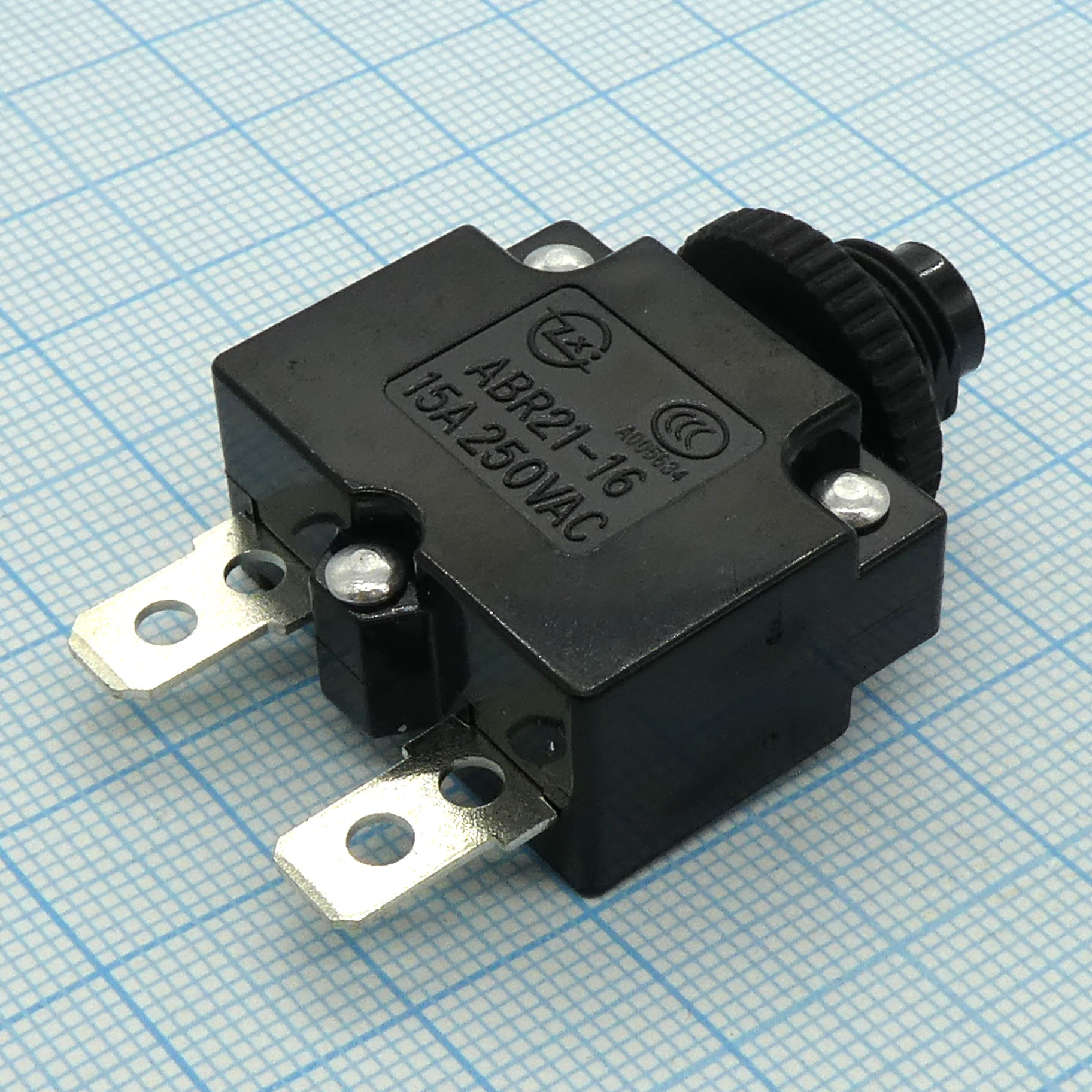 Брейкер 15А 30*23*15мм - автоматический выключатель 15А