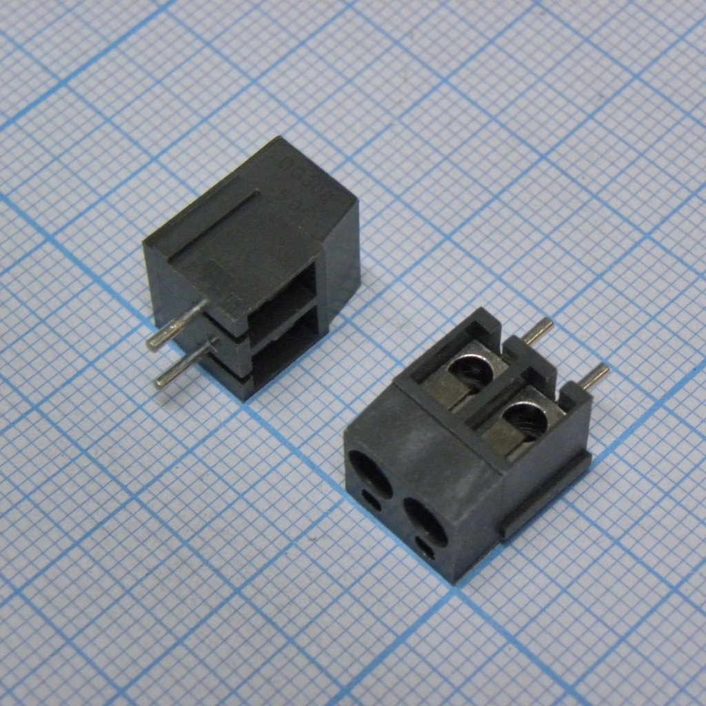 DG300-5.0-02P-11-00A(H) - Винтовой клеммный блок с защитой провода, 2 контакта. Серия DG300-5.0