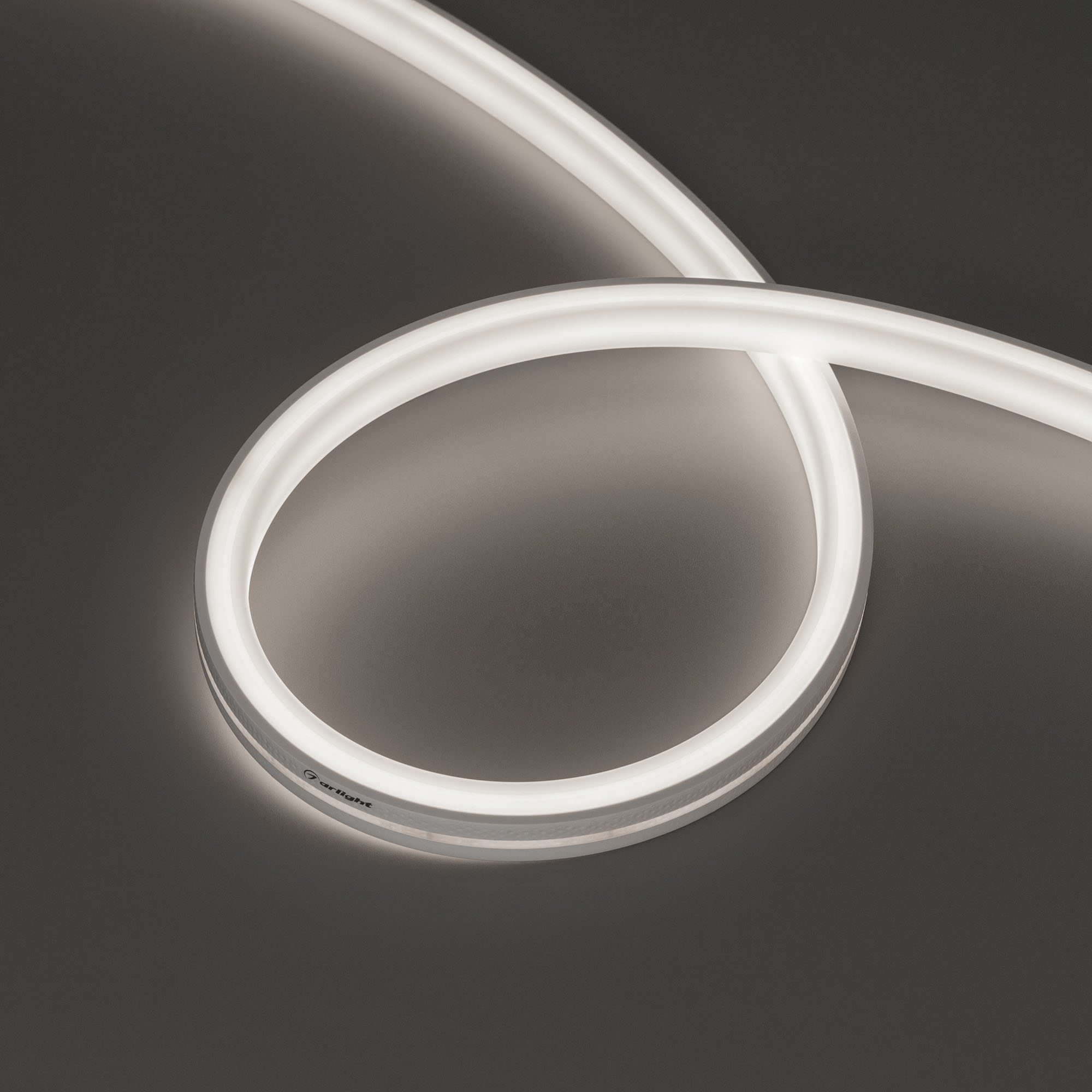 Лента герметичная MOONLIGHT-TOP-U-A156-13x12mm 24V Day5000 (11 W/m, IP67, 5m, wire x2) 042777 - Гибкая герметичная лента (неон серии MOONLIGHT), сечение 12х13 мм, U-образная форма (свечение в 3 стороны). Светодиоды SMD 2835 156 шт/м. Цвет свечения ДНЕВНОЙ