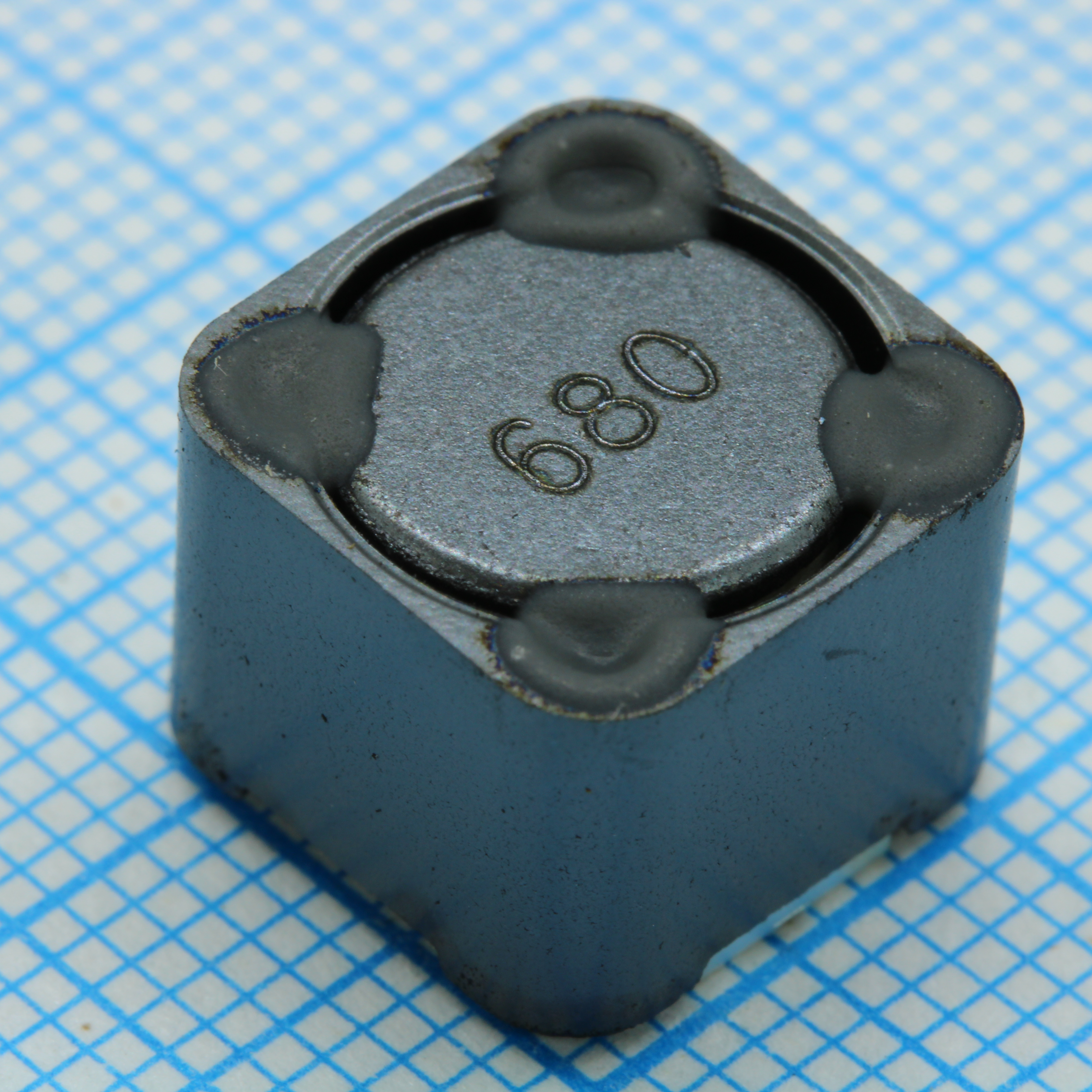 SRR1210-680M - Катушка индуктивности силовая проволочная экранированная 68мкГн  ±20% 1кГц 12Q-Фактор феррит 3A 102мОм по постоянному току лента на катушке