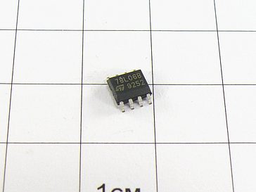 Микросхема L78L06ABD