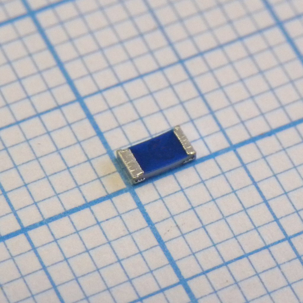 SF-1206S500-2 - Предохранитель плавкий медленнодействующий 5A 24В для поверхностного монтажа 1206 лента на катушке