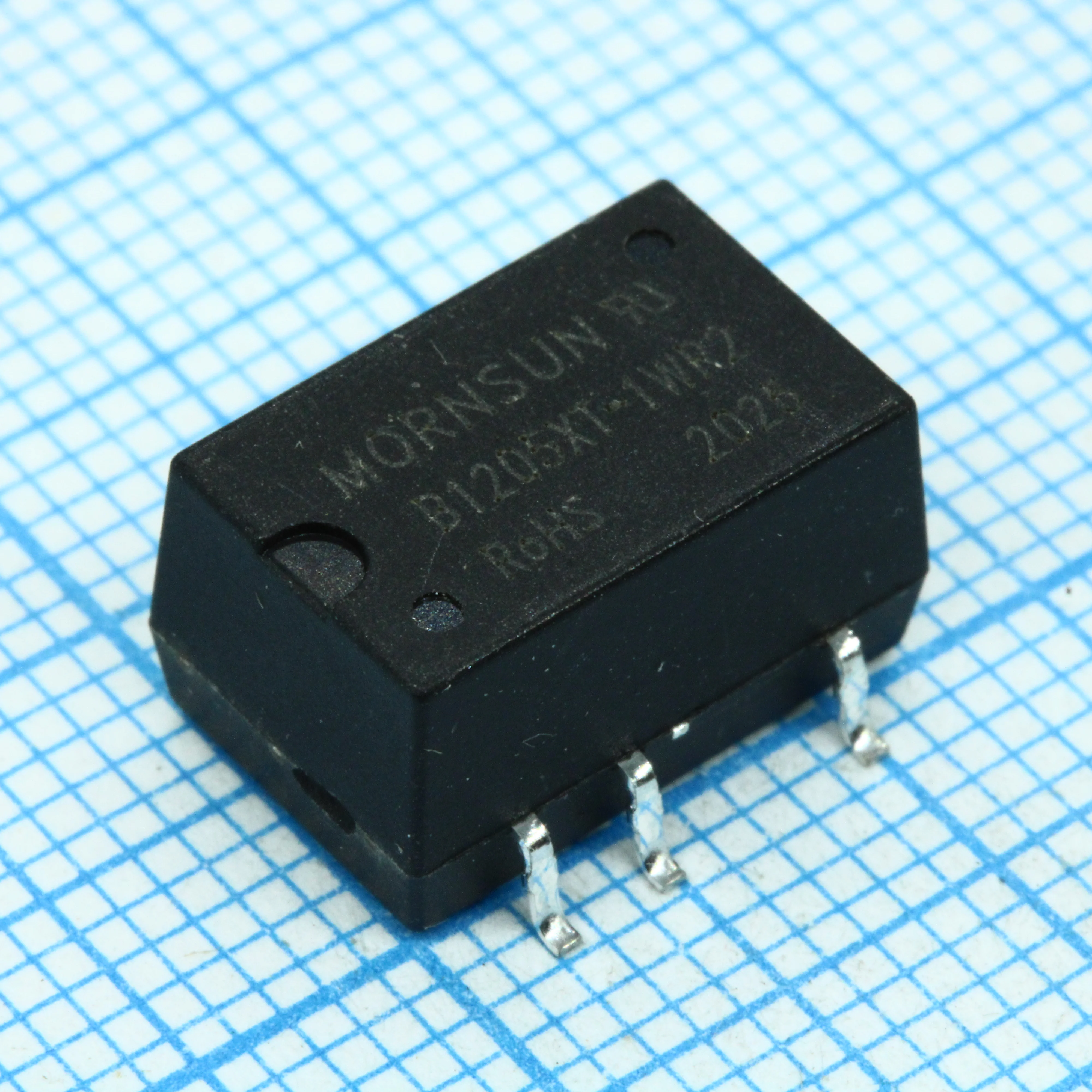 B1205XT-1WR2 - DC/DC преобразователь, 1Вт, вход 10.8-13.2В, выход 5В/200мА