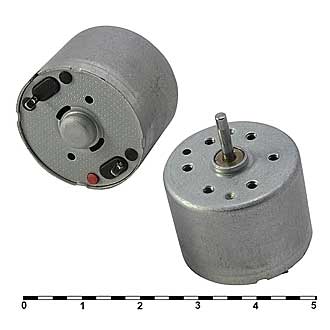 R330-13250  1.5V - Электродвигатель 1,5V 48мВт, 2100/1637об/мин 19х24,4мм вал 1,5х9мм