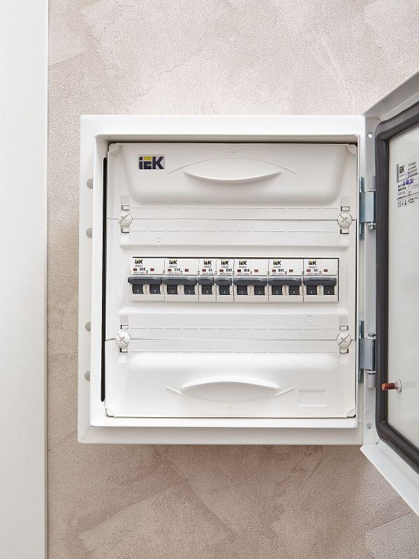 Выключатель автоматический модульный 1п C 4А M06N ARMAT AR-M06N-1-C004