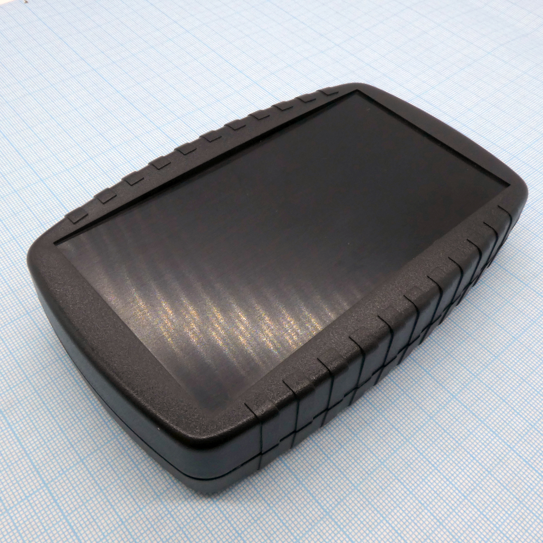 G500B - Прочный корпус из ABS пластика, чёрный