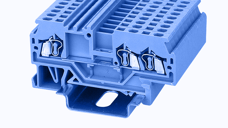 Проходная клемма WS1.5-TW-01P-12 - Проходная клемма, 3 точки подключения, тип фиксации провода: тип фиксации провода: пружинный, номинальное сечение: 1.5 мм кв., 18A, 800V, ширина: 4 мм, цвет: синий, тип монтажа: DIN35