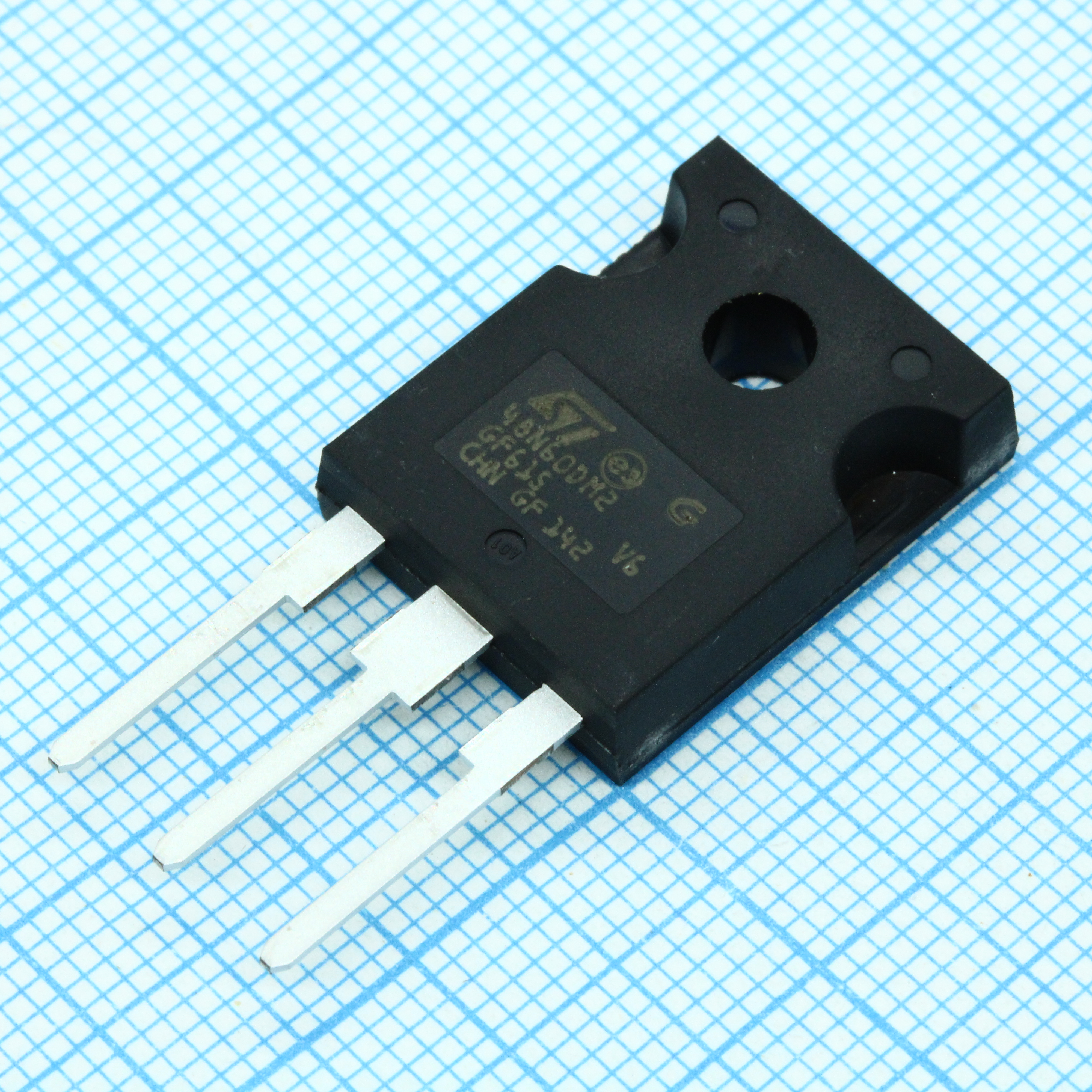 STW48N60DM2 - Транзистор полевой MOSFET N-канальный 600В 40A 3-Pin(3+Tab) TO-247 туба