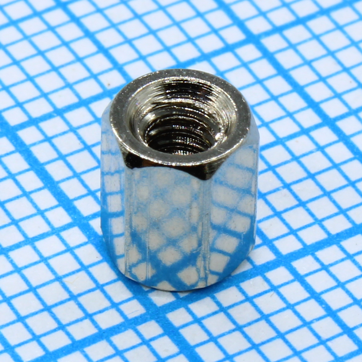 DS1045-02-0600-0470 - Гайка L=6мм