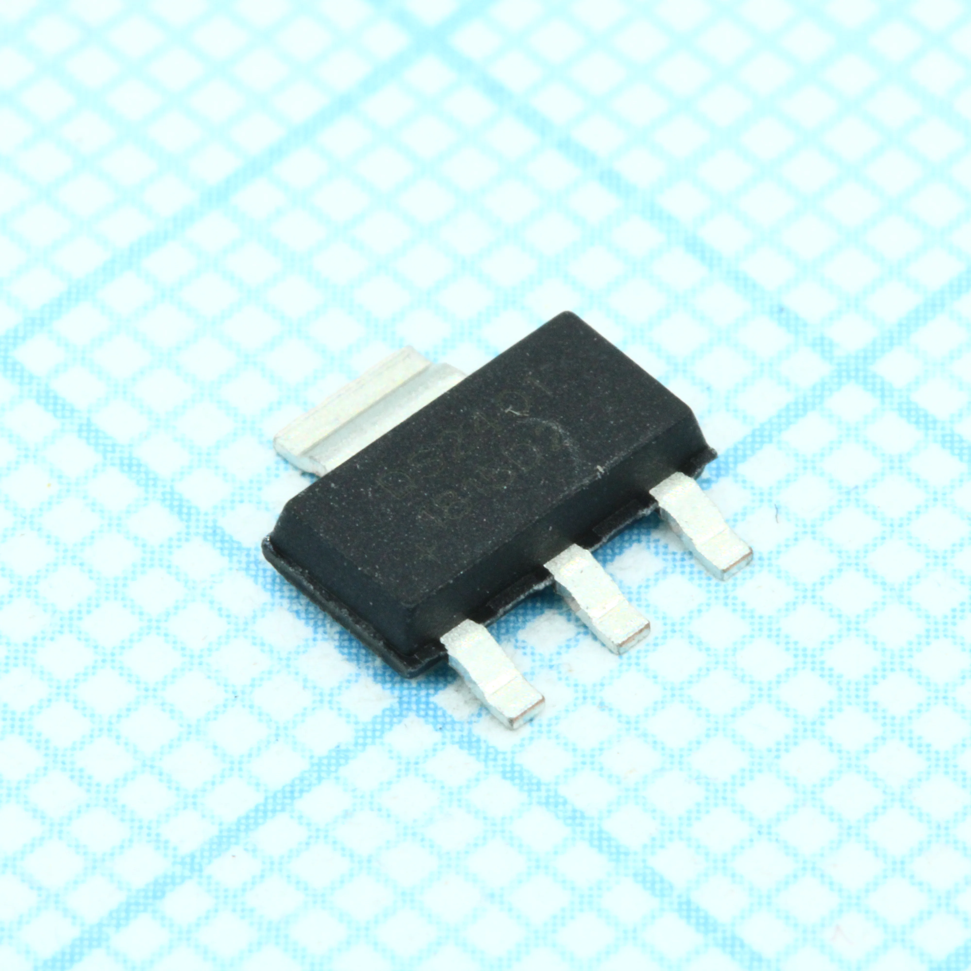 DS2401Z+T&R - IC SILICON SERIAL NUMBER SOT-223