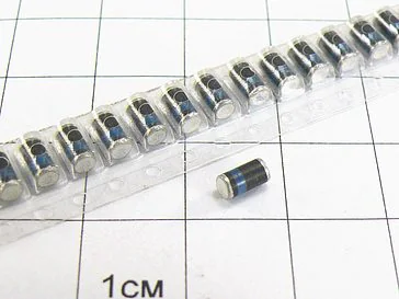 Диод SM5817