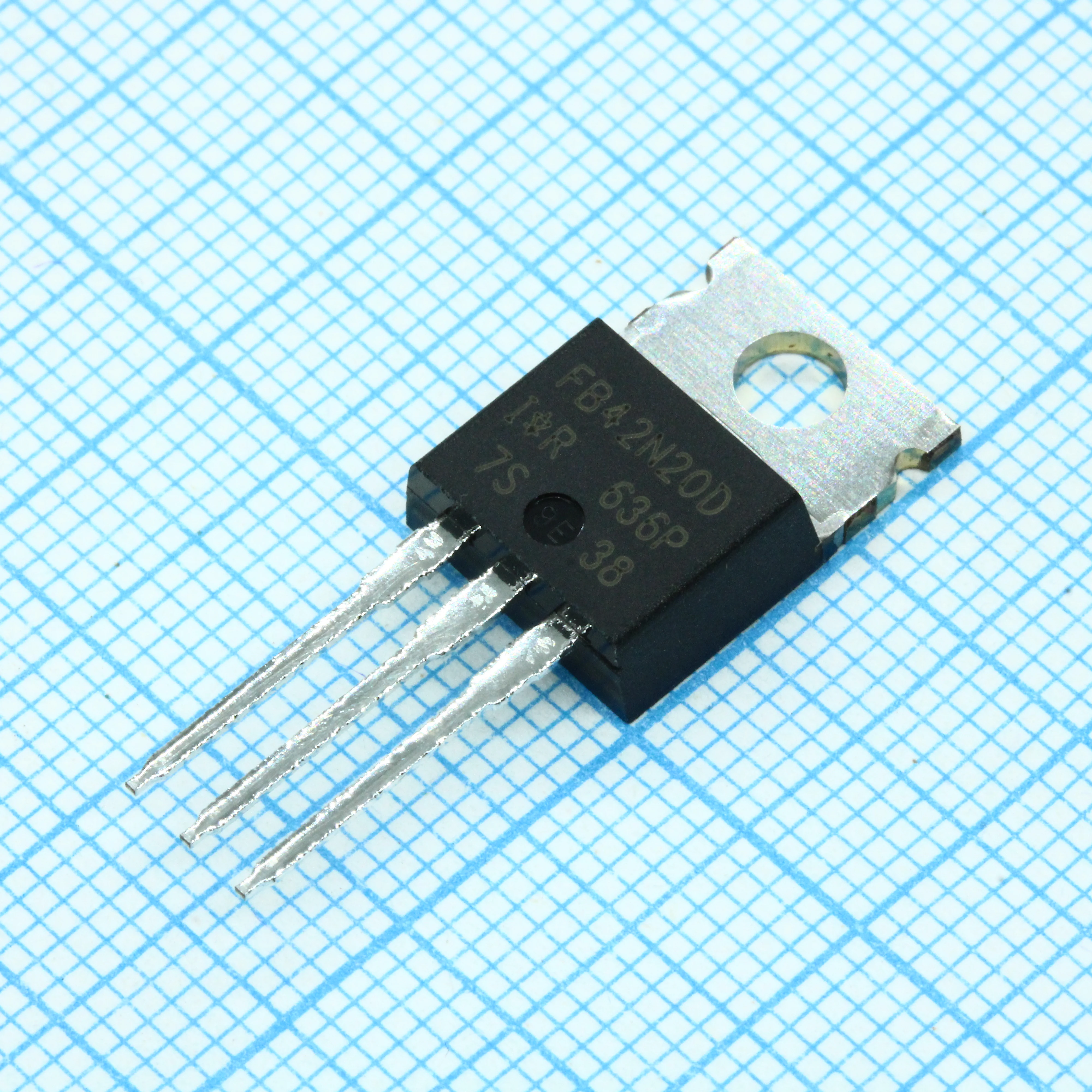 IRFB42N20DPBF - Транзистор полевой MOSFET N-канальный 200В 44А 300Вт