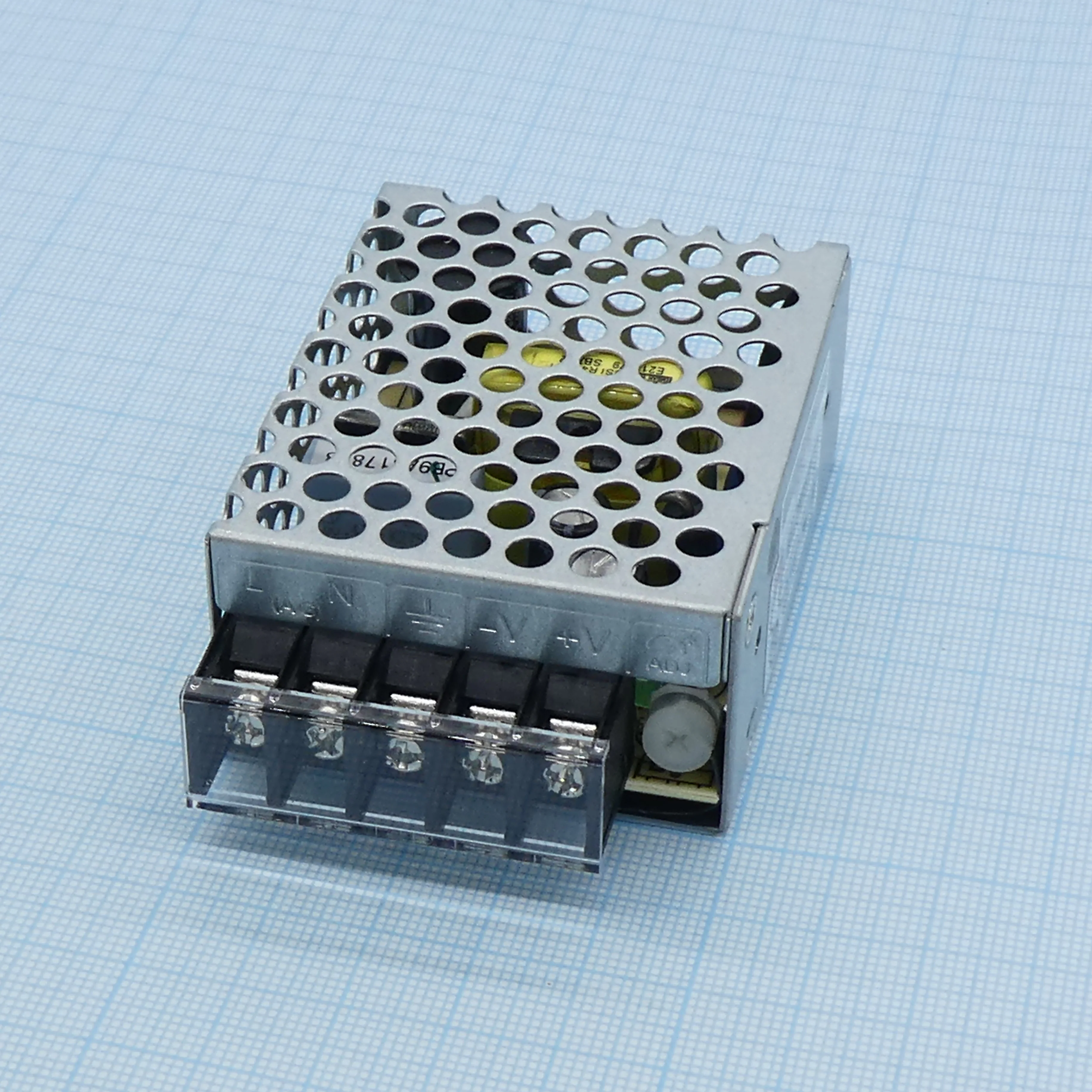 RS-15-48 - AC-DC, 15Вт, выход 48В/0.313A, рег. вых 43.2…52.8 В , вход 88…264В AC, 47…63Гц / 125…373 В DC,  изоляция 3000В AC, в кожухе 62,5х51х28мм, -20…+70°С