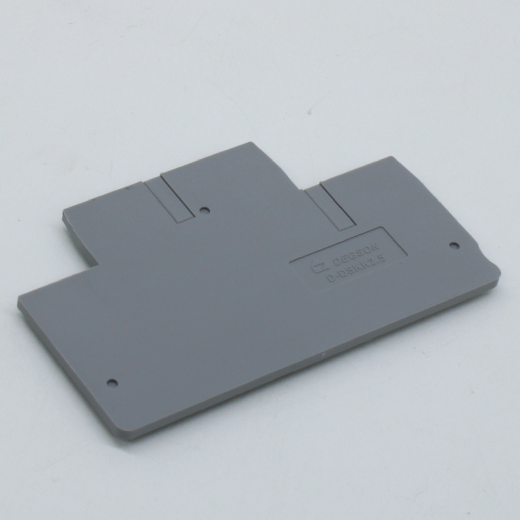 D-DSKK2.5-01P-11-00ZH - Пластина торцевая для клеммника на DIN-рейку