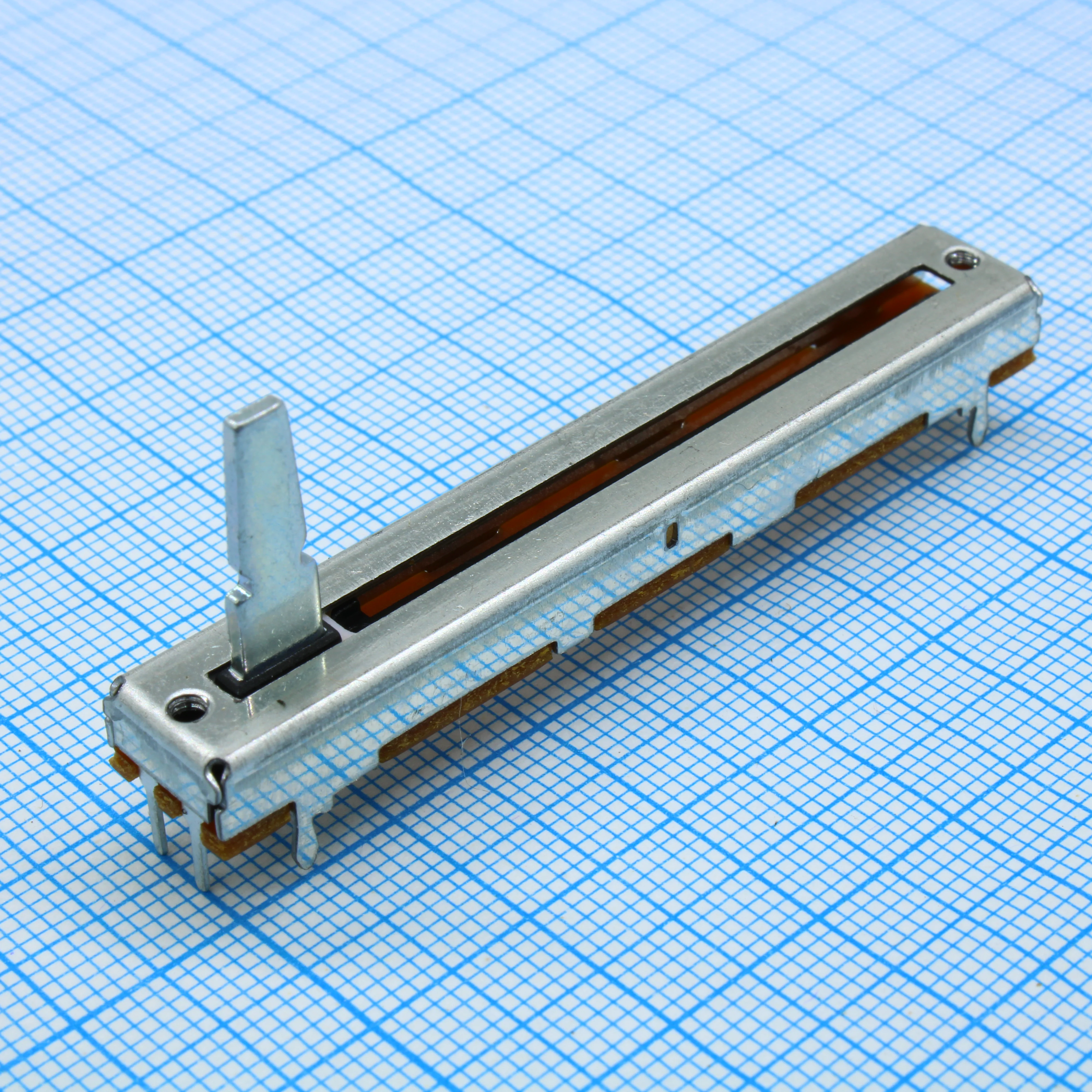 PTA4543-2015DPB103 - Резистор переменный карбоновый 10кОм ±20% 0.25Вт (60х9х24.5)мм монтаж в отверстие