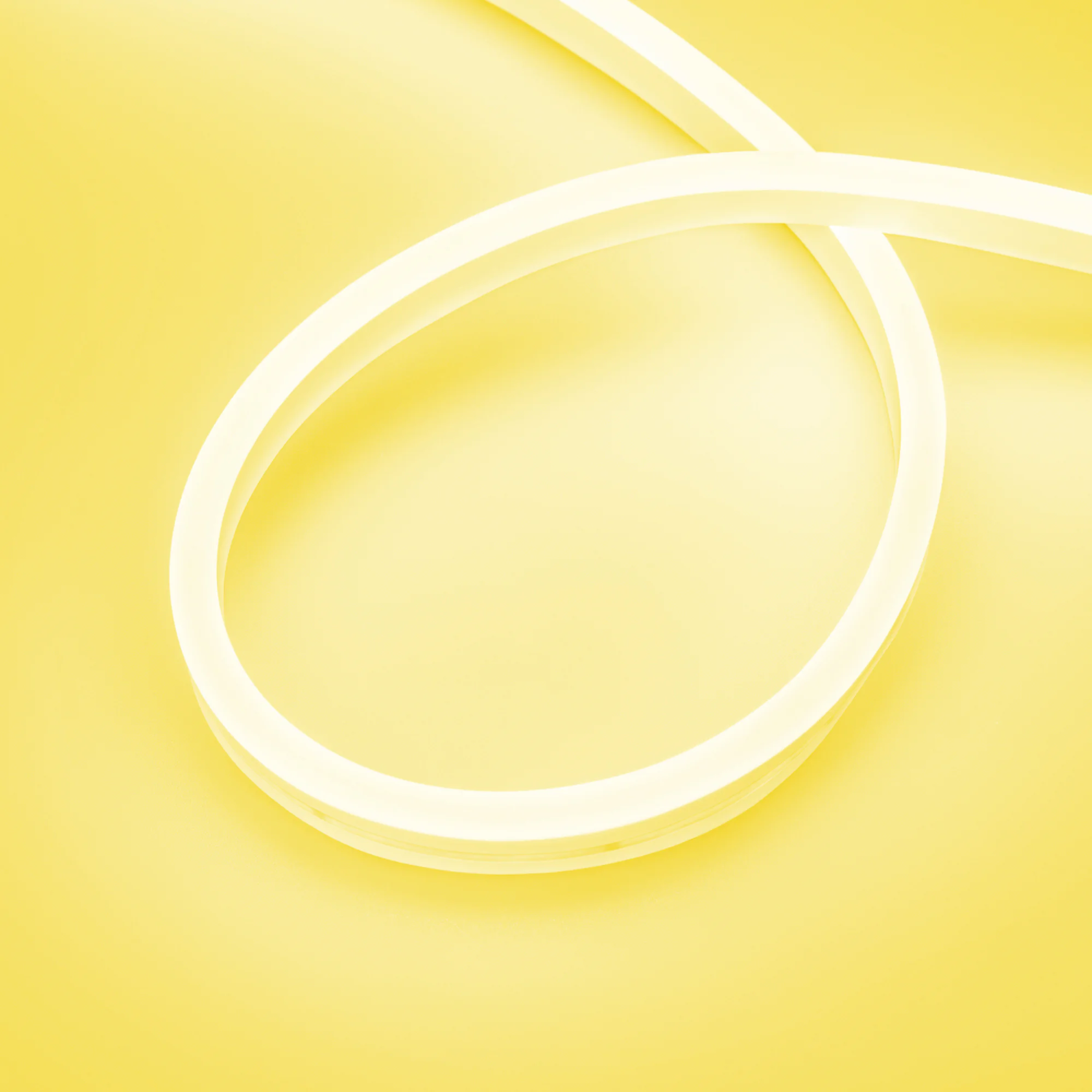 Лента герметичная AURORA-PS-A120-16x8mm 24V Yellow (10 W/m, IP65, 2835, 5m) 036694 - Гибкий неон AURORA в силиконовой оболочке. Светодиоды SMD2835, 120 шт-м, цвет ЖЁЛТЫЙ. Сечение 16х8 мм, горизонтальный (боковой) изгиб, IP65, шаг резки 8.33 мм, мощность 1