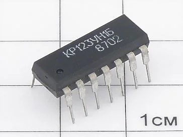 Микросхема КР123УН1Б