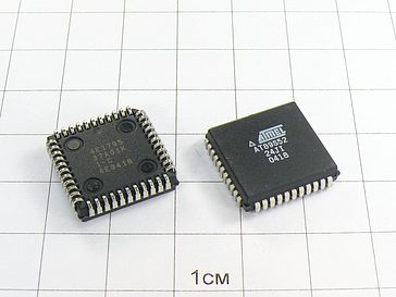 Микросхема AT89S52-24JI