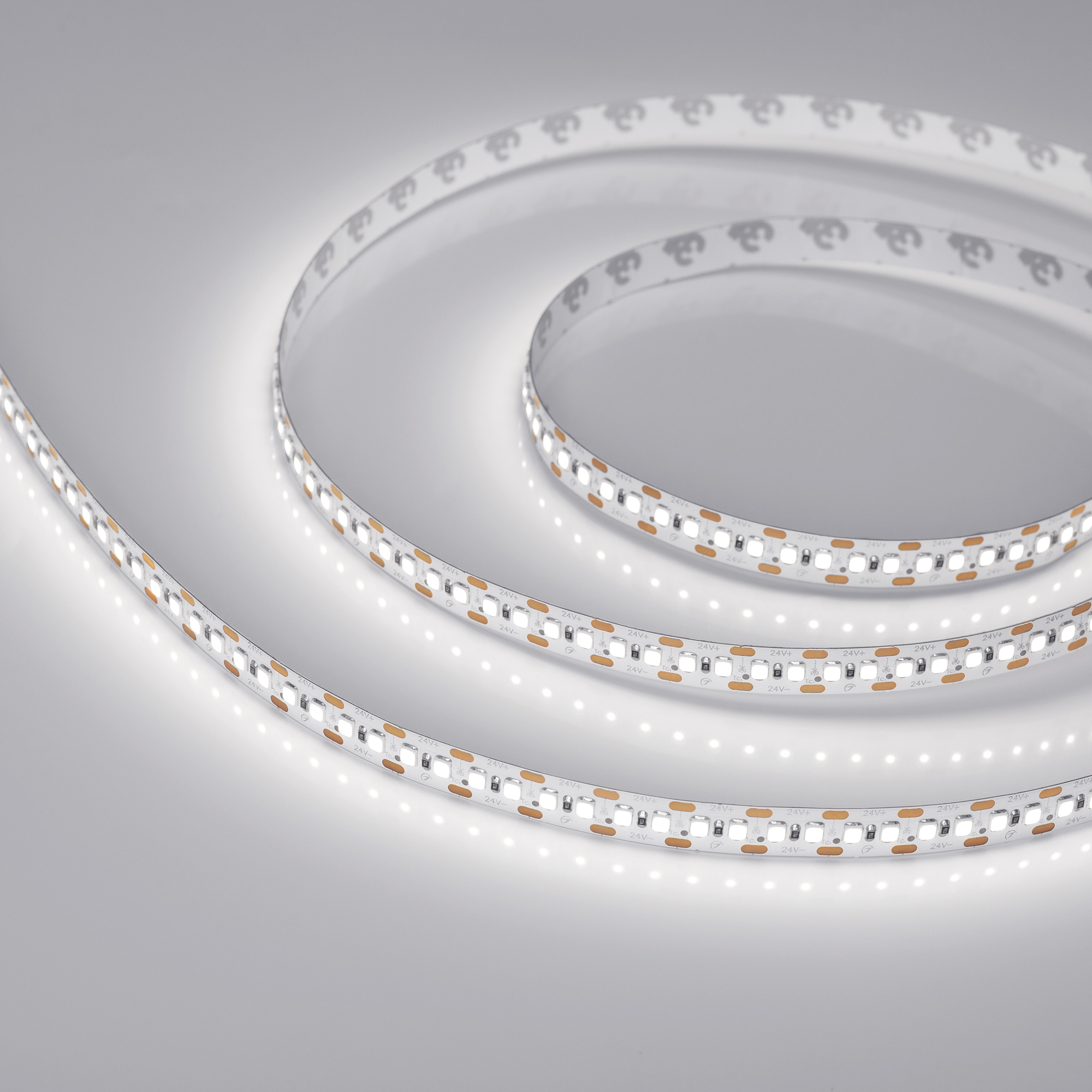 Лента RT-A168-10mm 24V Day5000-CX2 (17.3 W/m, IP20, 2835, 5m) 028735(2) - Гибкая лента LUX, разрезается по два светодиода, светодиоды smd 2835, 168шт/м (840шт на 5м), белая плата 10мм, скотч 3М. Цвет БЕЛЫЙ ДНЕВНОЙ 4800-5200K. Питание 24V, макс. мощность 1