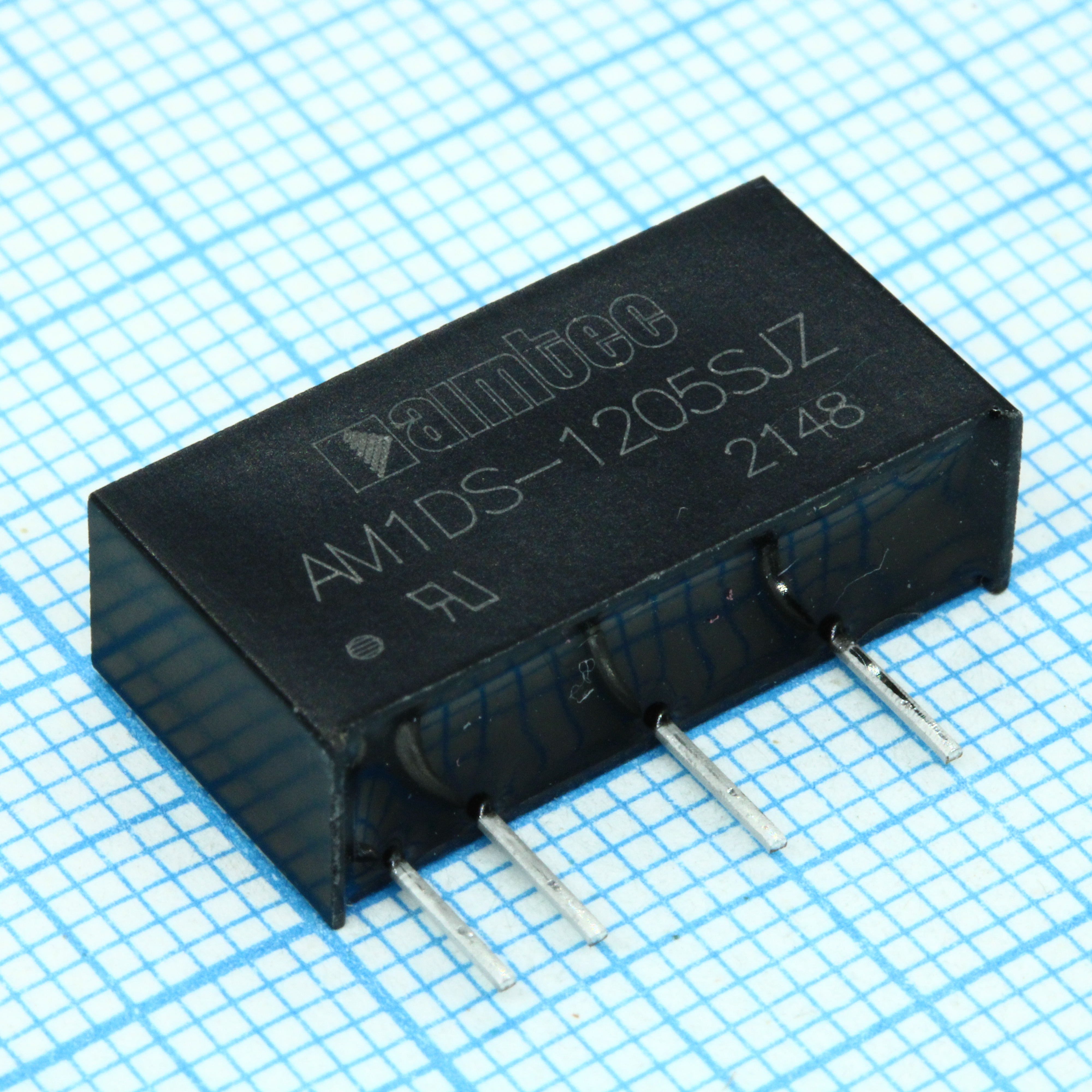 AM1DS-1205SJZ - DC/DC, 1Вт, вход 10.8…13.2В, выход 5В/0.02…0.2А, изоляция 1500В DC, КПД 80%, максимальная емкостная нагрузка не более 2400мкФ, SIP7, 19.65x6x10.16мм, -40…105°C, пластик