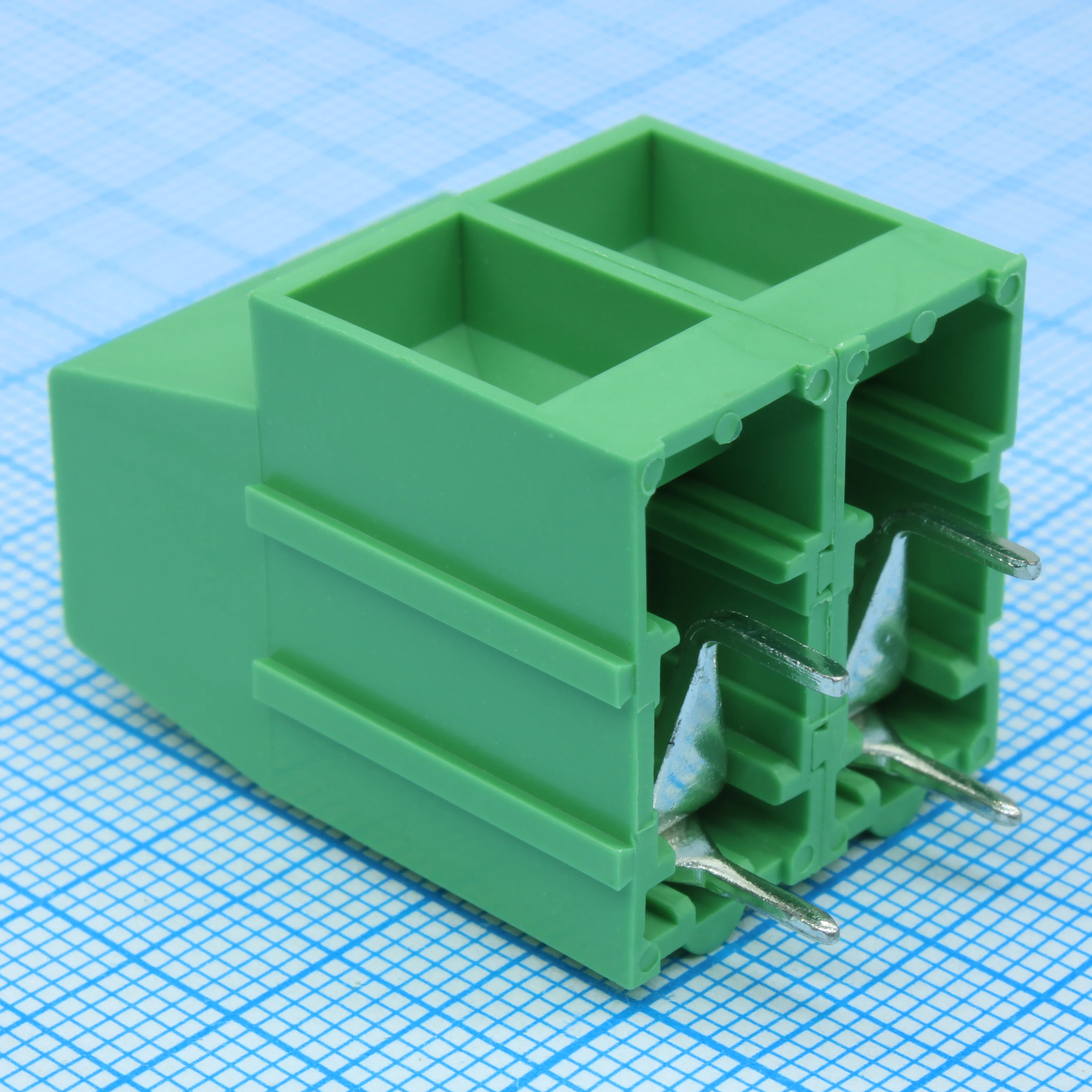 DG136HT-10.16-02P-14-00A(H) - Винтовой клеммный блок c рельефной обоймой, 2 контакта. Серия DG136HT-10.16