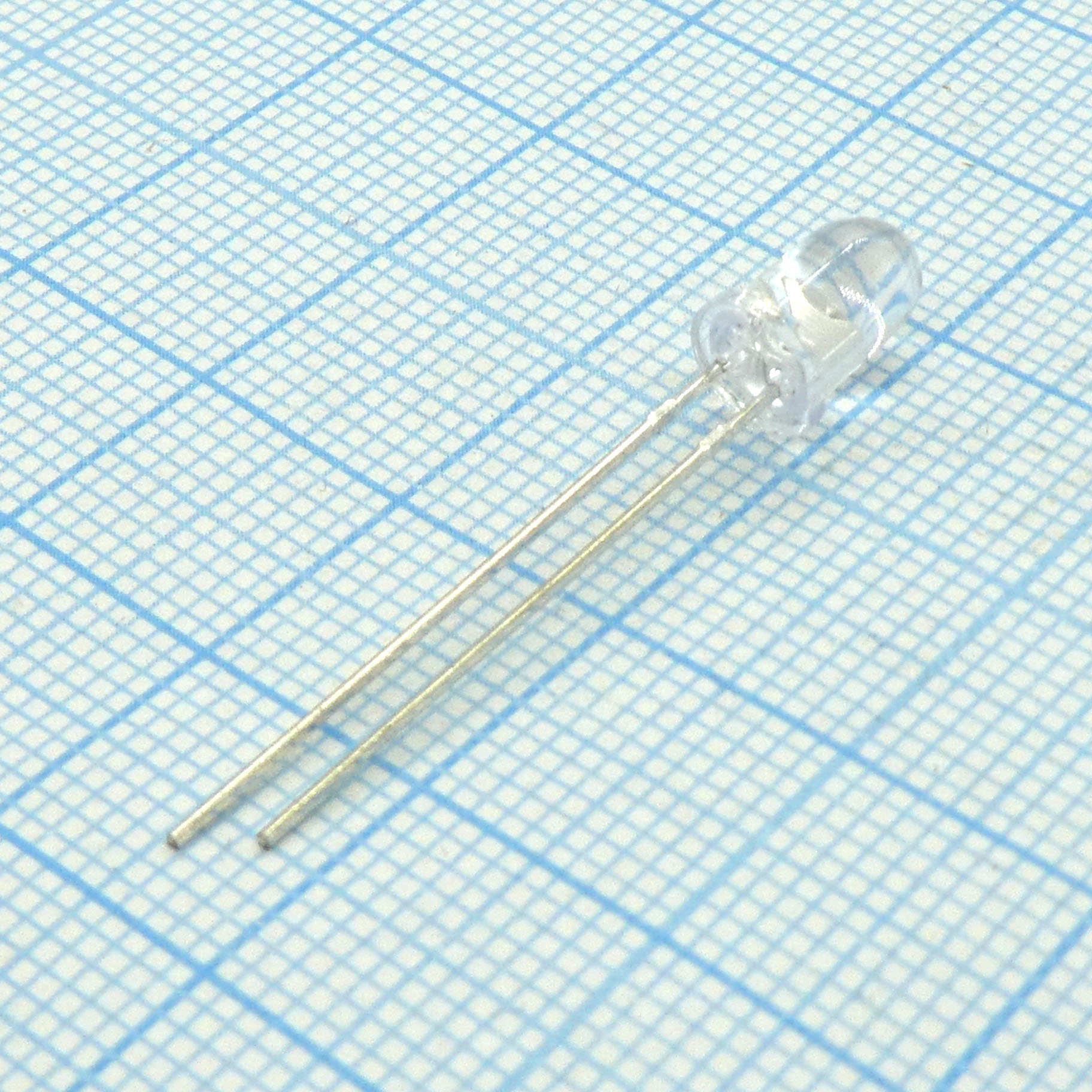 L-7113F3C - Инфракрасный светодиод 5мм 940нм прозрачный корпус 20°