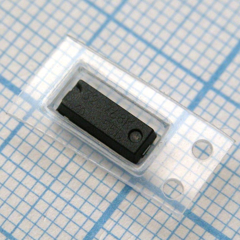 32.768kHz 20ppm 12.5pF - Резонатор кварцевый 32.768кГц 20ppm 12.5пФ, корпус TMXLi-206, -20...+60°C