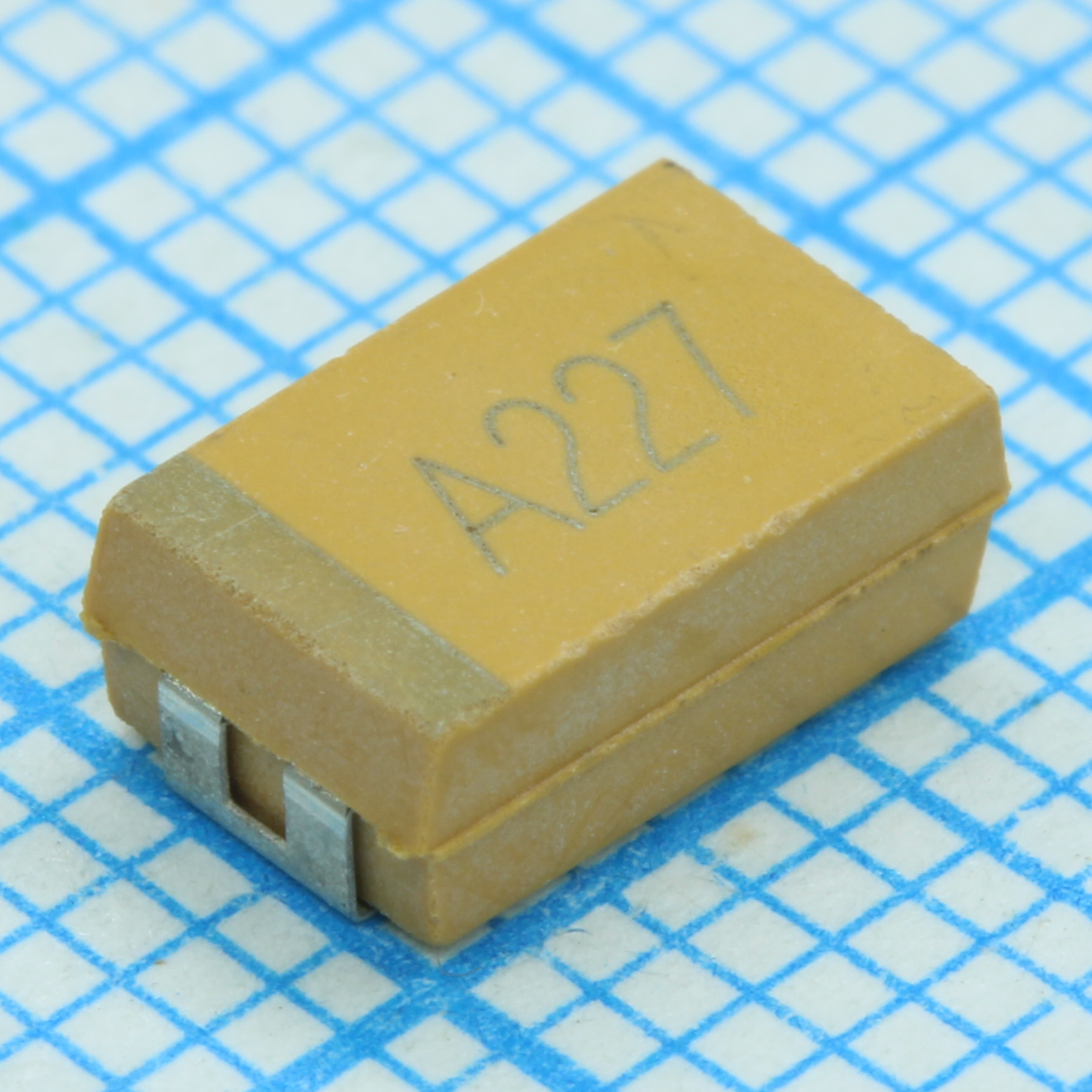 CA45-D035K106T - Конденсатор танталовый 10мкФ ±10% 35В типоразмер D
