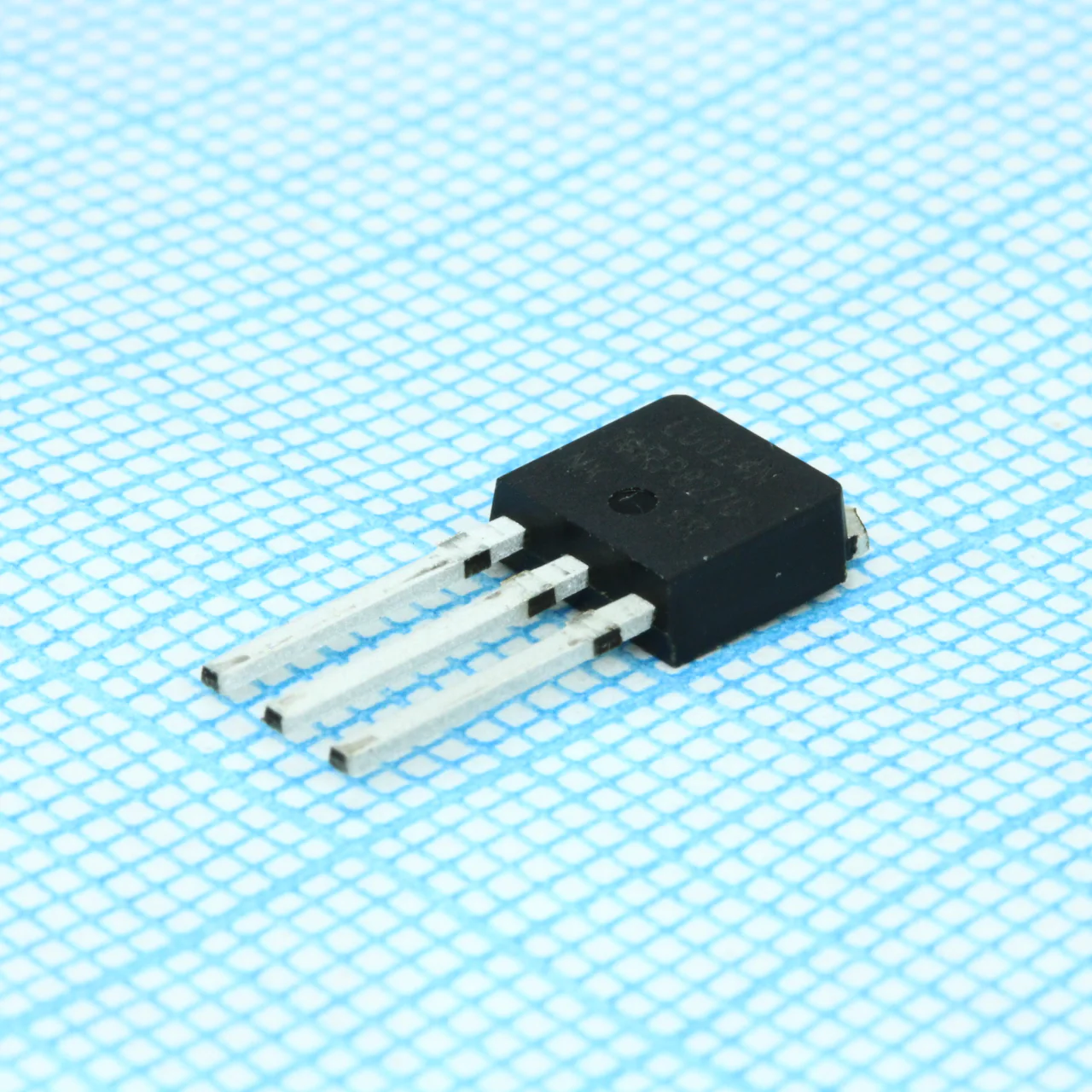 IRLU024NPBF - Транзистор полевой MOSFET N-канальный 55В 17А 38Вт, 0.065 Ом