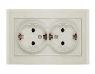 Розетка 2-м СП Бриллиант 16А IP20 с заземл. защ. шторки сл. кость 7948769