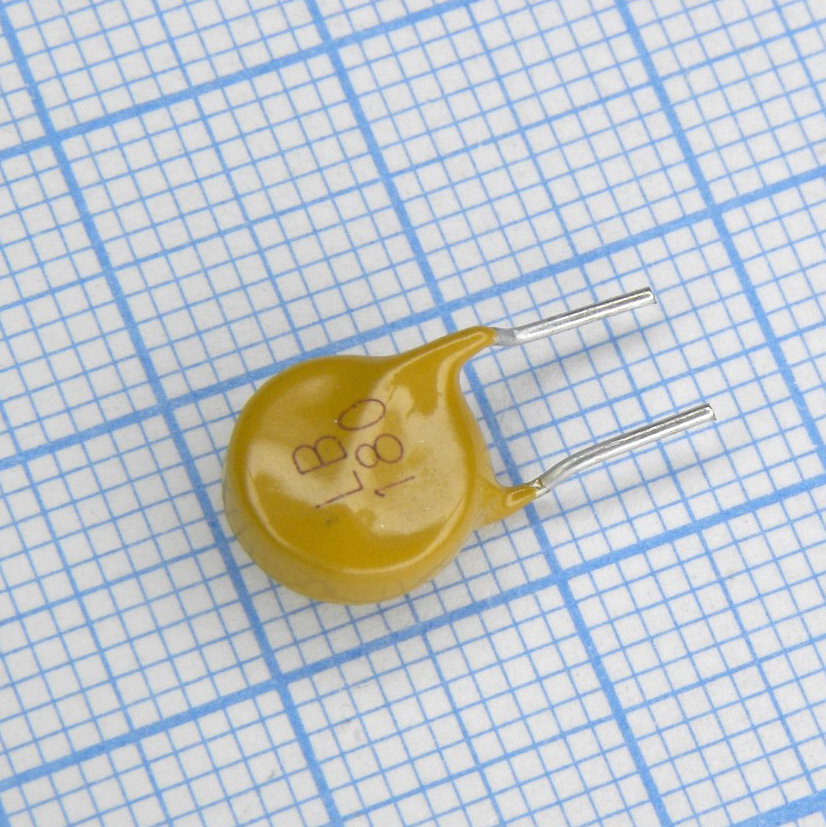 LB180F - Самовосстанавливающийся предохранитель PTC 0.18A(hold) 0.36A(trip) 250V 10A 1W 21s 0.8Ohm, радиальные выводы, 11 X 13.6 X 4.6mm, россыпью