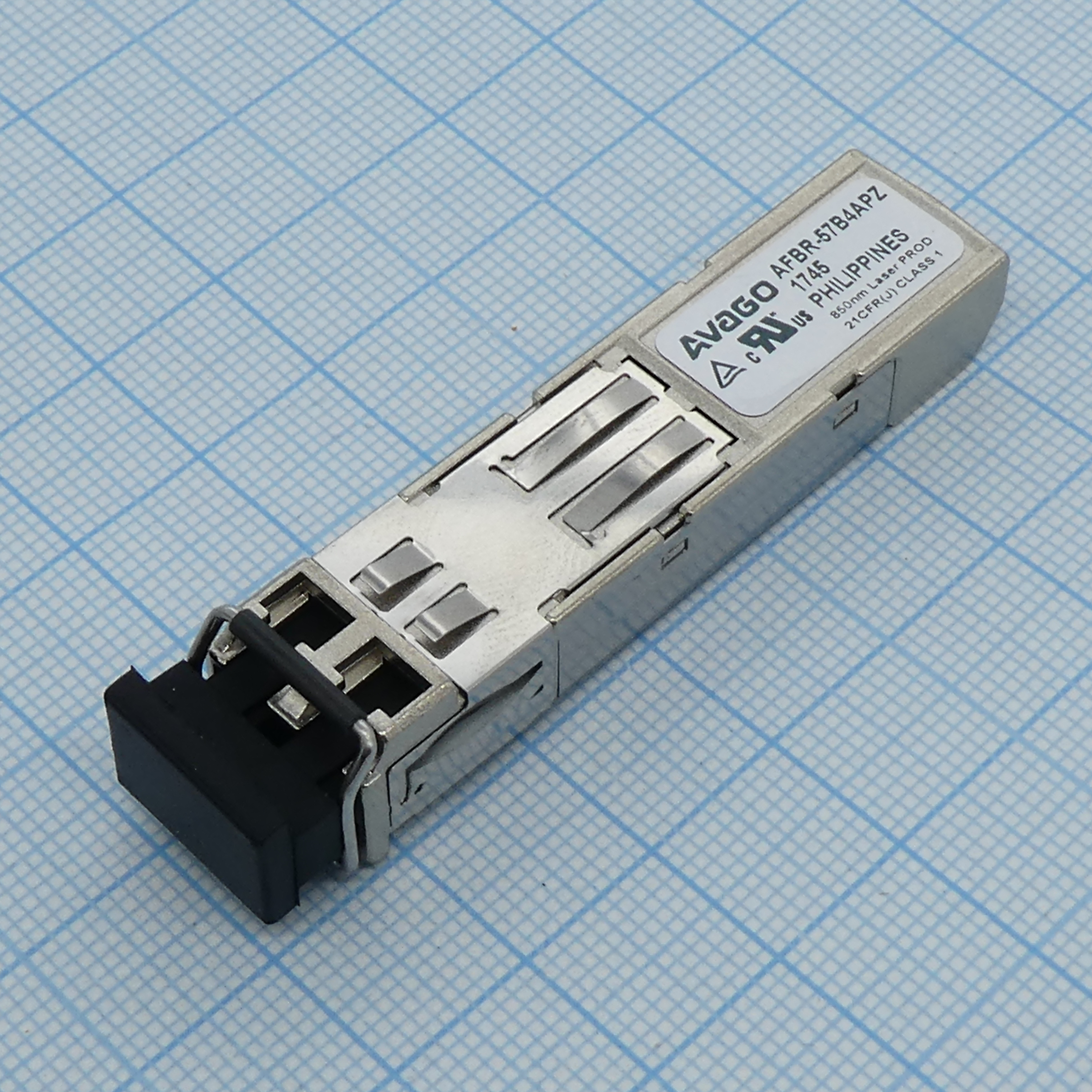 AFBR-57B4APZ - Оптоволоконный приемопередатчик DC-50Мбод 850нм VCSEL SFP DMI