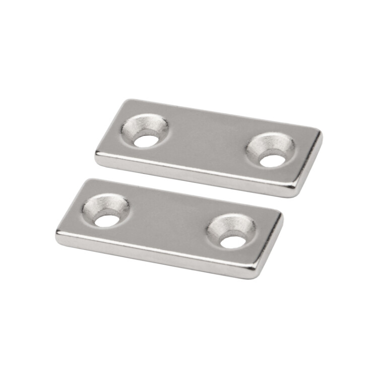 Неодимовый магнитный прямоугольник 35х15х3 мм с 2 зенковками 8х4 мм (упаковка 1 шт.) 72-3703 - Магнит неодимовый