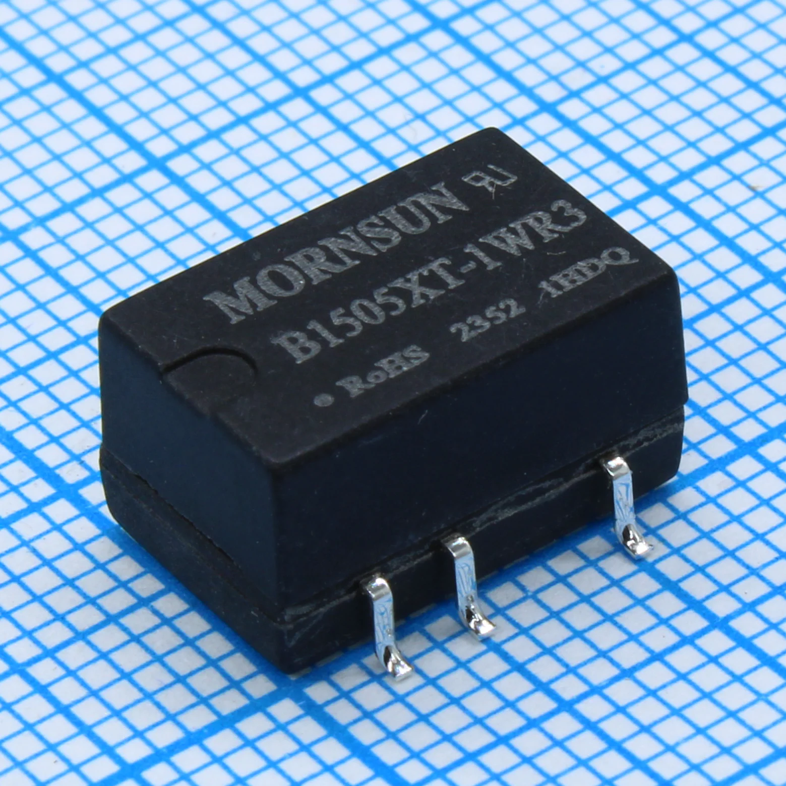 B1505XT-1WR3 - Преобразователь DC/DC на печатную плату 1 Вт вход 13.5В...16.5В выход 5В КПД 85%