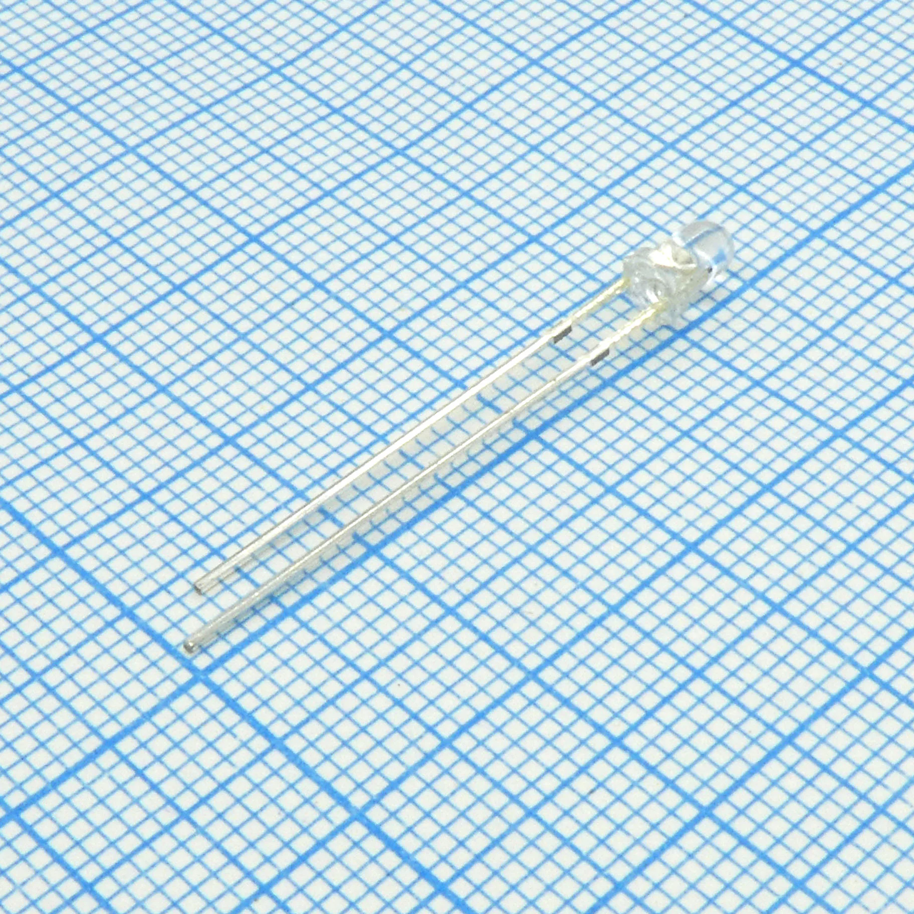 LED 3mm 12V белый - Светодиод 3мм/белый 12v