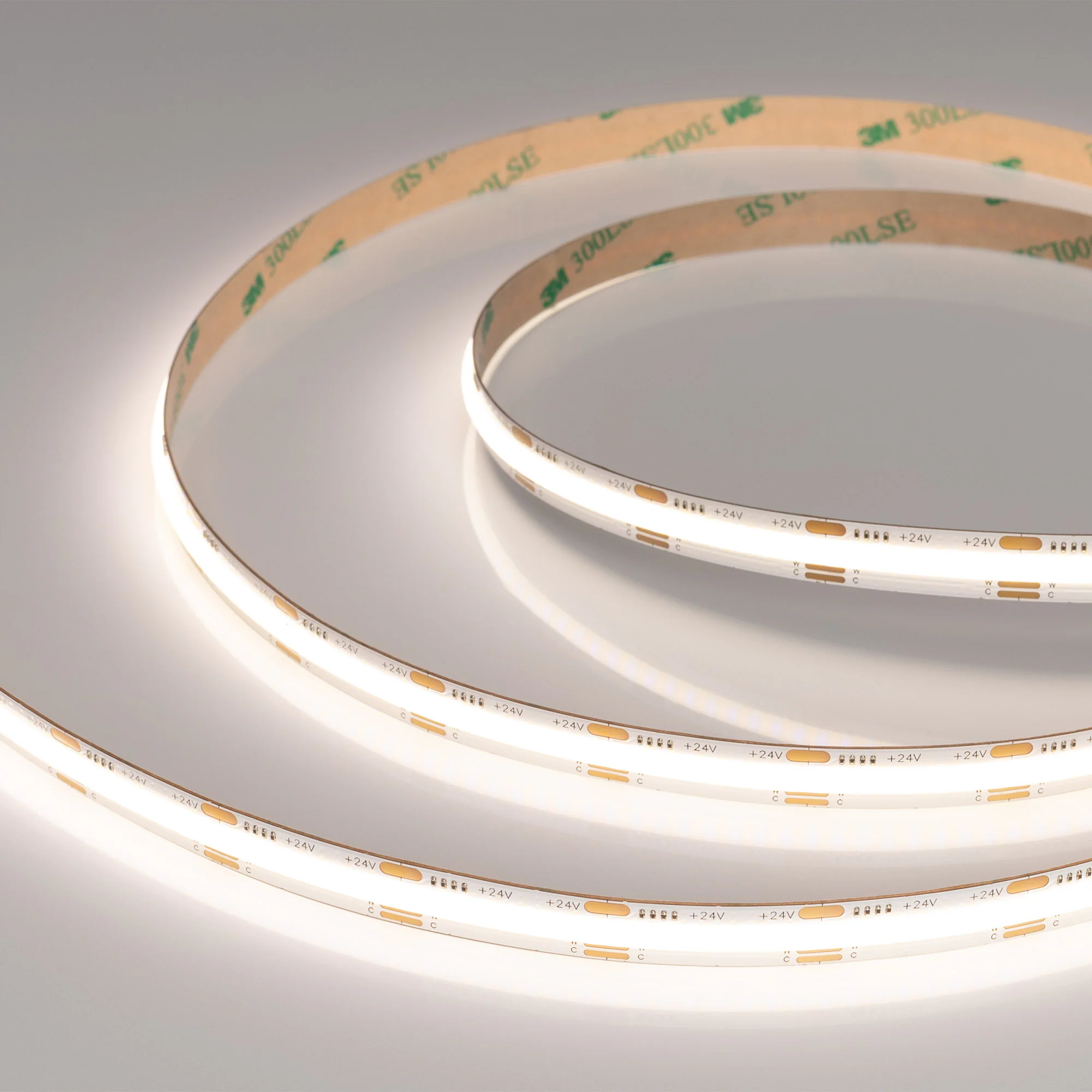 Лента COB-X576-10mm 24V White-MIX (16.5 W/m, IP20, CSP, 5m) 036206 - Лента COB-X576 сплошной засветки без видимых светодиодов, открытая. Светодиоды по технологии Chip Scale Package (CSP), 576 шт/м, белая плата, ширина 10 мм, скотч 3M. Цвет MIX БЕЛЫЙ 6000 