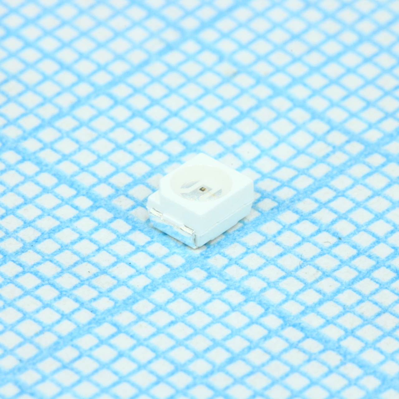 LHRF9553/TR1-B01 - Светодиод smd 3,5х2,8мм/красный/628нм/110-230мкд/прозрачный/120°