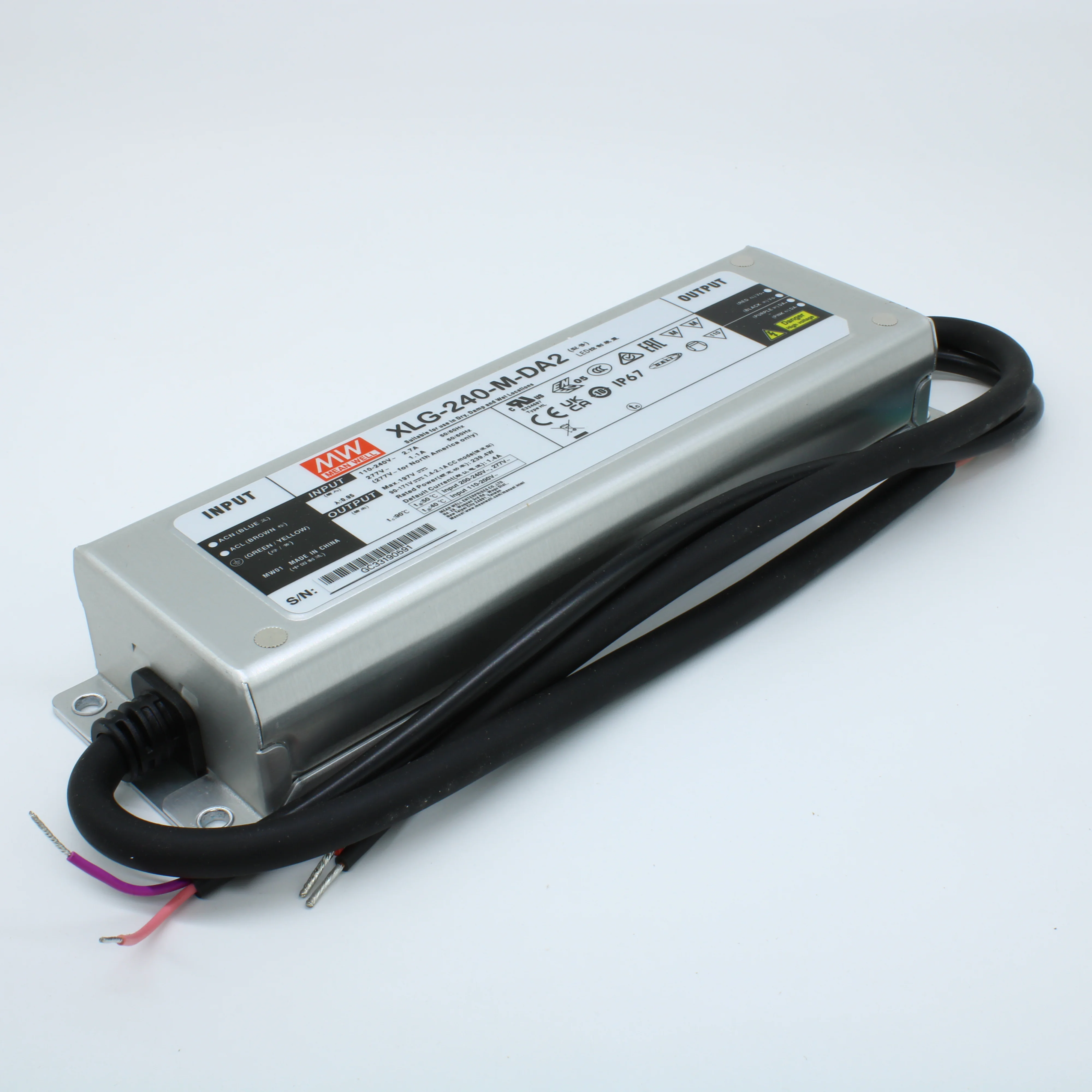 XLG-240-M-DA2 - AC-DC, 239.4Вт, вход 100…305В AC, 47…63Гц/142…431В DC, выход 90…171В/1400мА, рег. вых 700…2100мА, изоляция 3750В AC, в корпусе 219х63х35.5мм, -40…+90°С, DALI-2 димминг