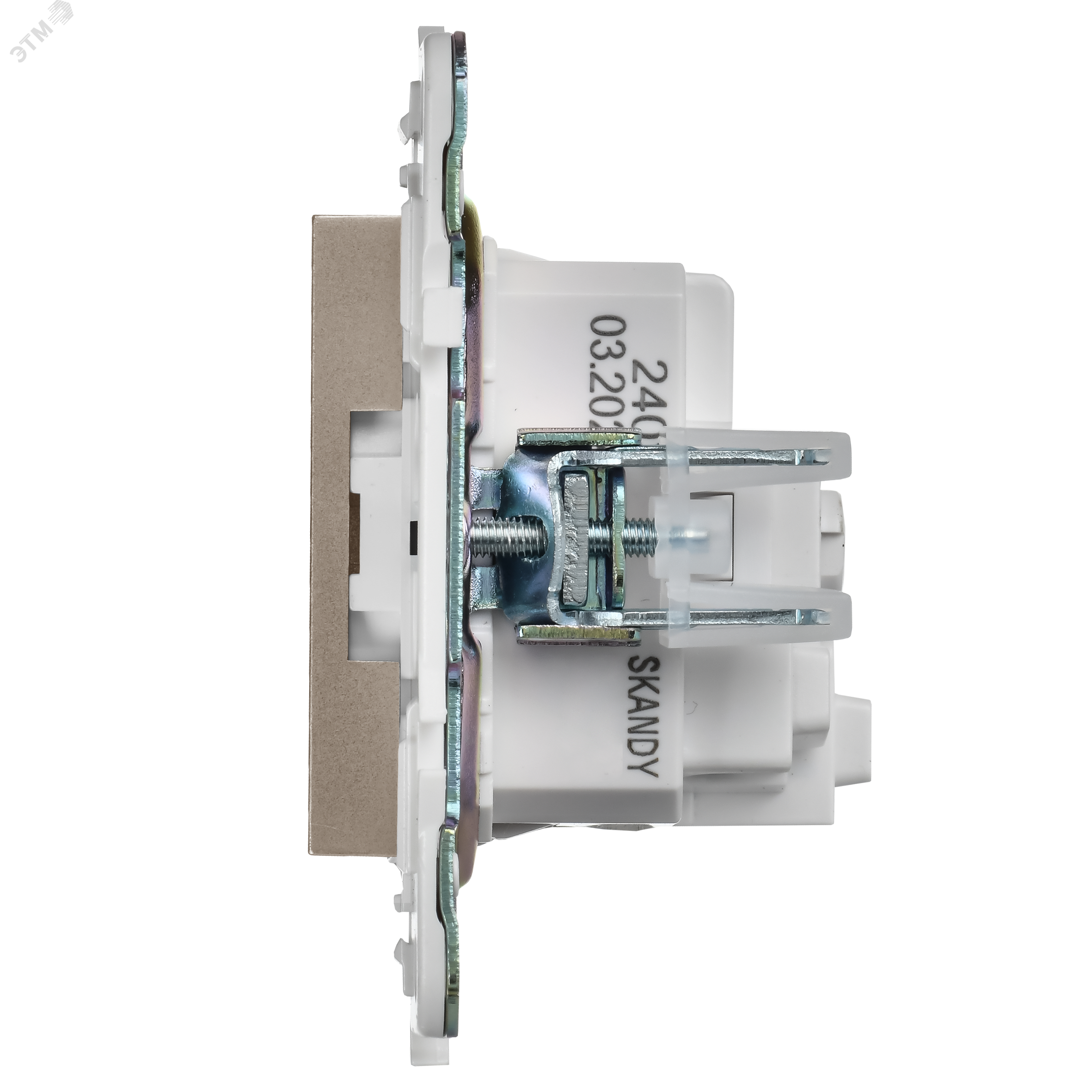 SKANDY Розетка с заземлением с защитными шторками 16А SK-R04Sa песочный IEK SK-R14-16-K98