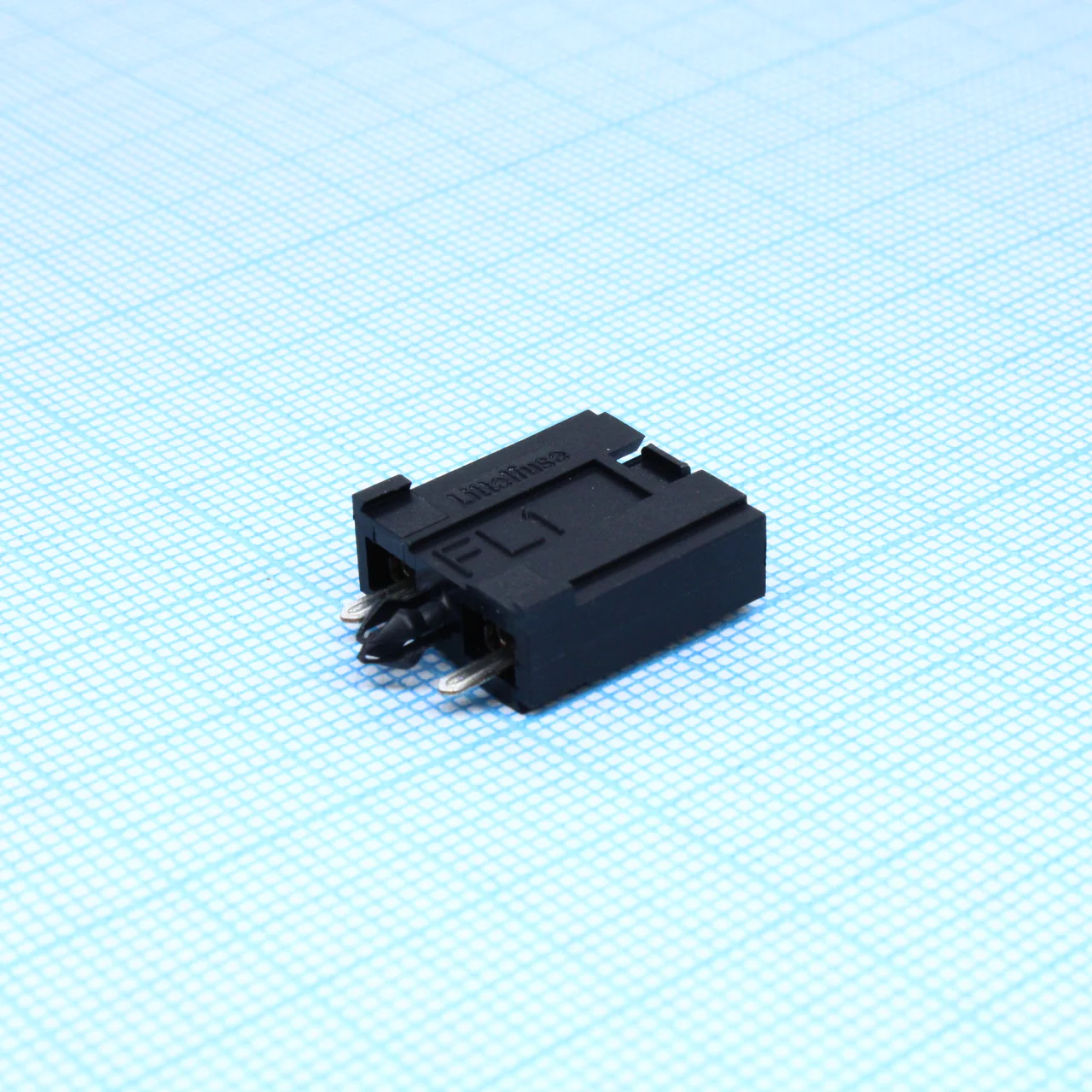 178.6764.0001 - Держатель ножевого (автомобильного) предохранителя mini/FK1, монтаж на плату, 30А 125В