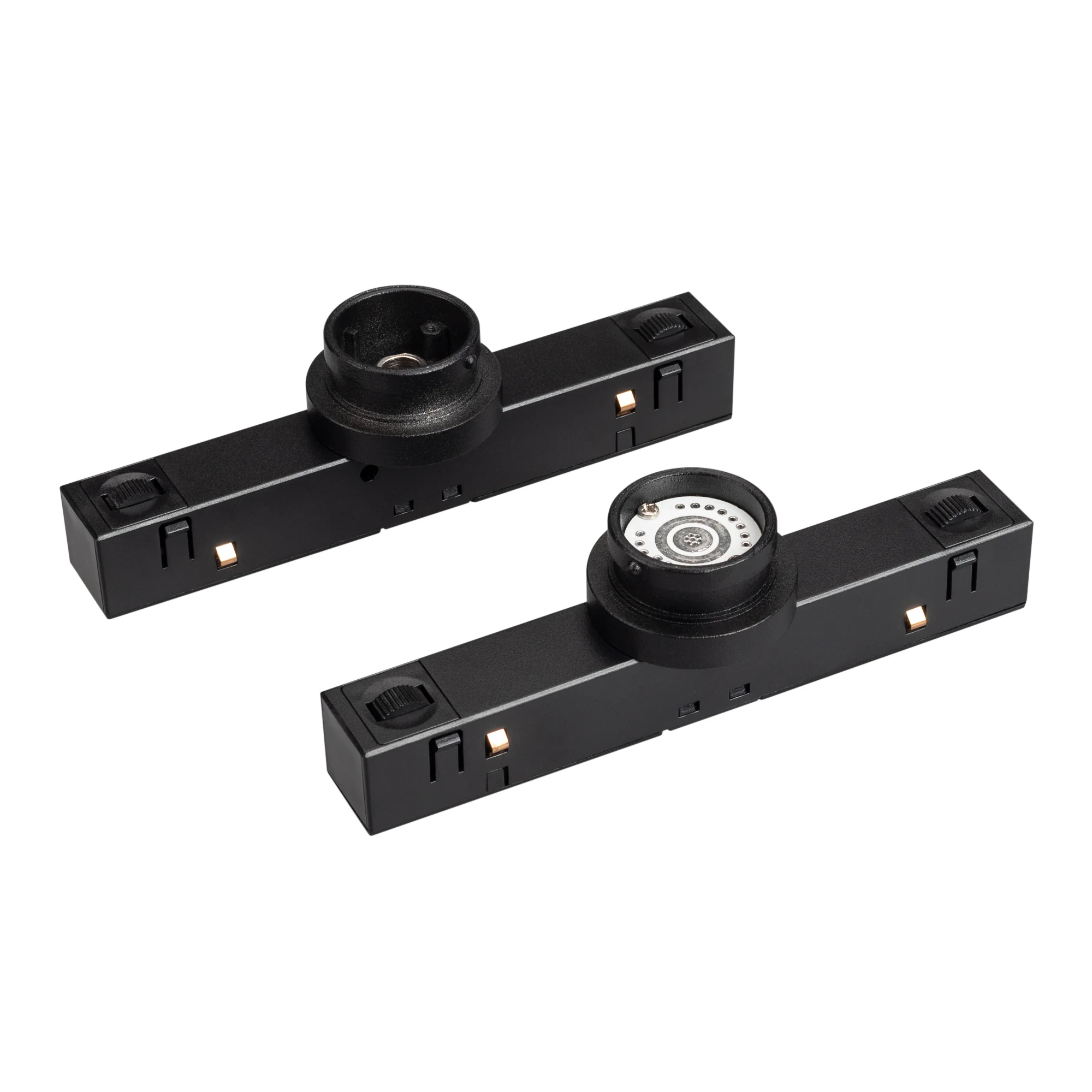 Адаптер MAG-FLEX-ADAPTER (BK) 034068 - Адаптер для монтажа светильников FLEX-TUBE на трек серии FLEX. Напряжение питания 48V.  В комплекте 2 адаптера: токопроводящий и не токопроводящий.