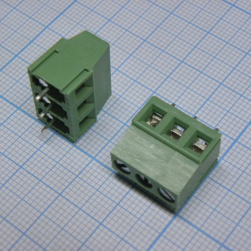 DG500-5.0-03P-14-00A(H) - Винтовой клеммный блок c рельефной обоймой, 3 контакта. Серия DG500-5.0